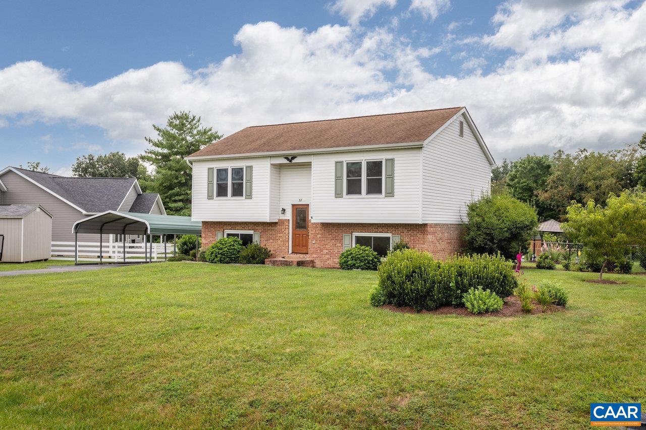 37 AUBURN DR, GROTTOES, Virginia 24441, 4 Bedrooms Bedrooms, ,2 BathroomsBathrooms,Residential,For sale,37 AUBURN DR,667152 MLS # 667152
