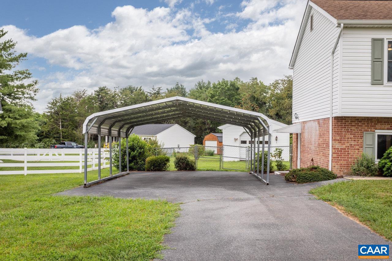 37 AUBURN DR, GROTTOES, Virginia 24441, 4 Bedrooms Bedrooms, ,2 BathroomsBathrooms,Residential,For sale,37 AUBURN DR,667152 MLS # 667152