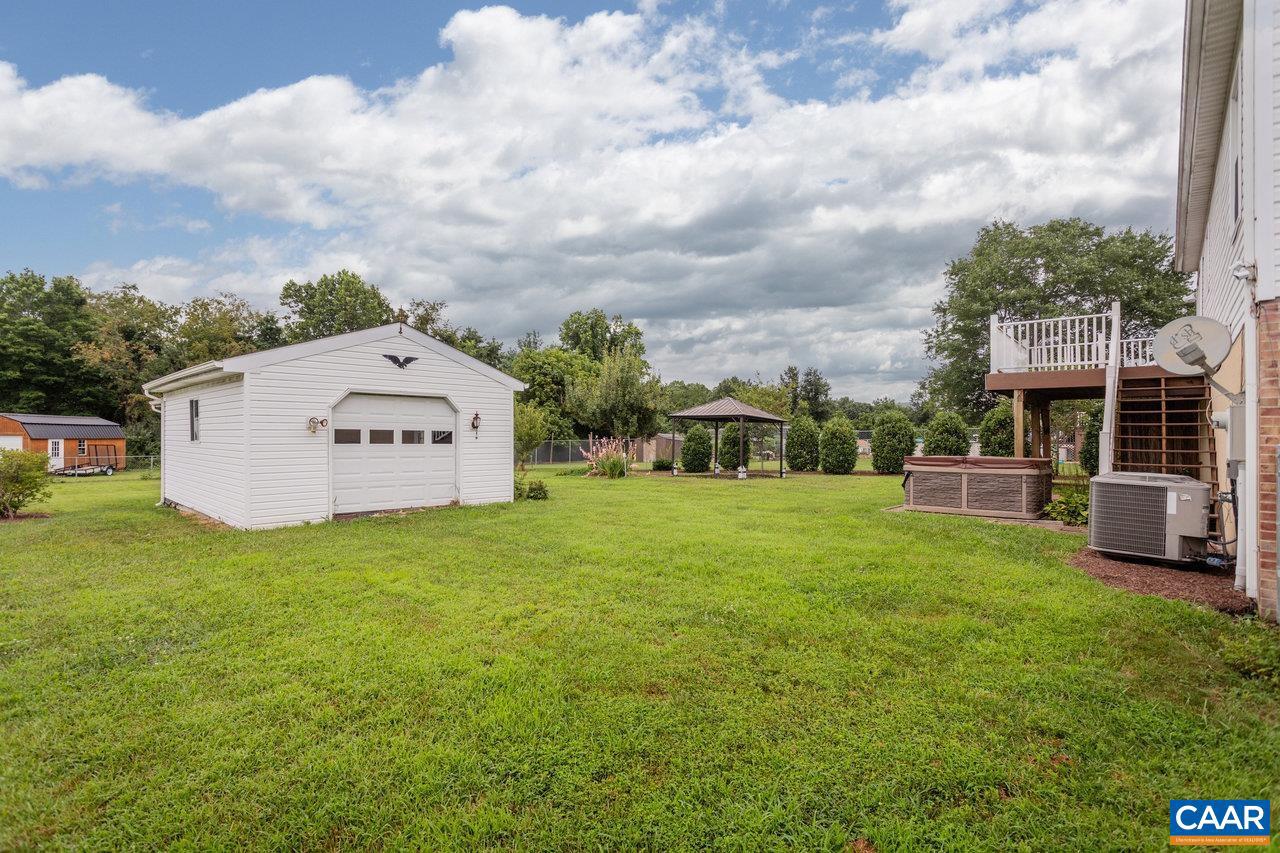 37 AUBURN DR, GROTTOES, Virginia 24441, 4 Bedrooms Bedrooms, ,2 BathroomsBathrooms,Residential,For sale,37 AUBURN DR,667152 MLS # 667152