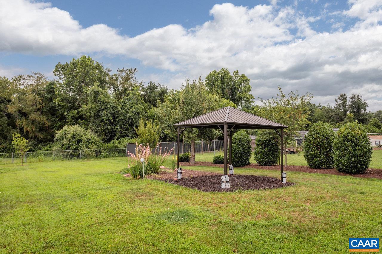 37 AUBURN DR, GROTTOES, Virginia 24441, 4 Bedrooms Bedrooms, ,2 BathroomsBathrooms,Residential,For sale,37 AUBURN DR,667152 MLS # 667152