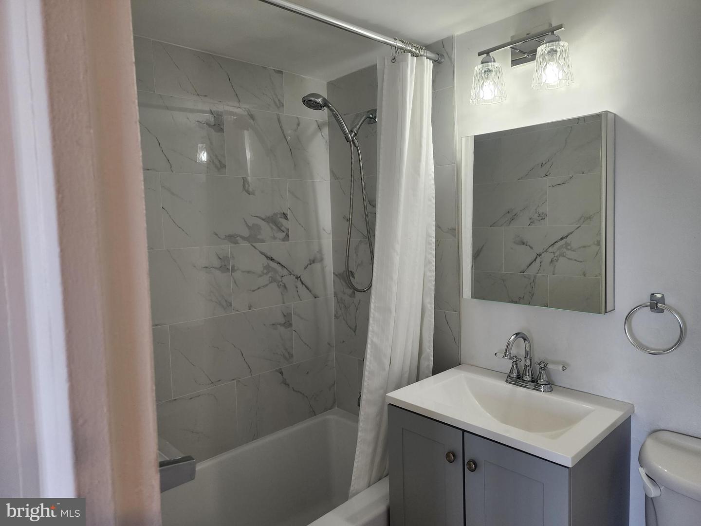 431 N ARMISTEAD ST #502, ALEXANDRIA, Virginia 22312, 2 Bedrooms Bedrooms, ,1 BathroomBathrooms,Residential,For sale,431 N ARMISTEAD ST #502,VAAX2047898 MLS # VAAX2047898