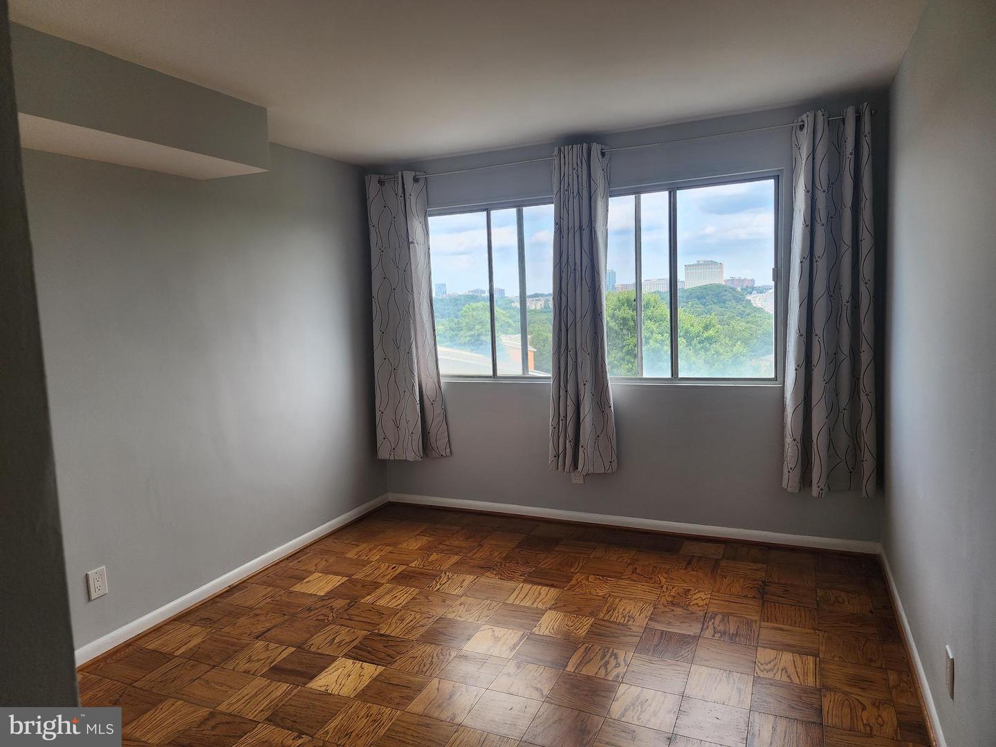 431 N ARMISTEAD ST #502, ALEXANDRIA, Virginia 22312, 2 Bedrooms Bedrooms, ,1 BathroomBathrooms,Residential,For sale,431 N ARMISTEAD ST #502,VAAX2047898 MLS # VAAX2047898