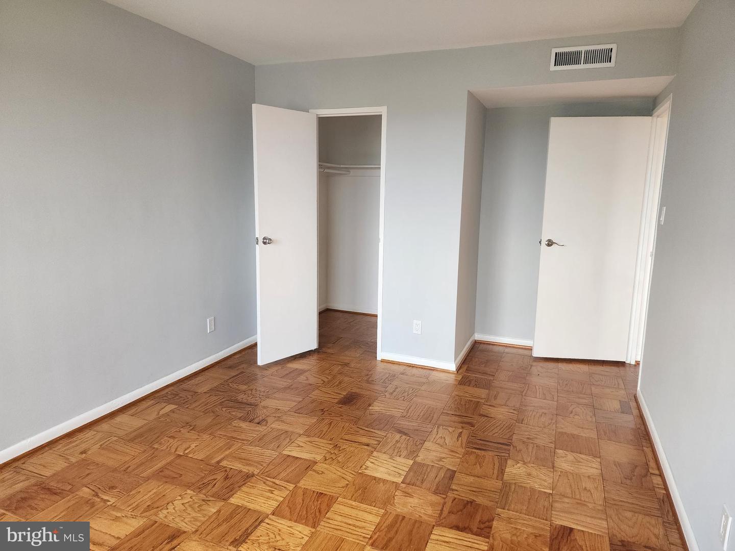 431 N ARMISTEAD ST #502, ALEXANDRIA, Virginia 22312, 2 Bedrooms Bedrooms, ,1 BathroomBathrooms,Residential,For sale,431 N ARMISTEAD ST #502,VAAX2047898 MLS # VAAX2047898