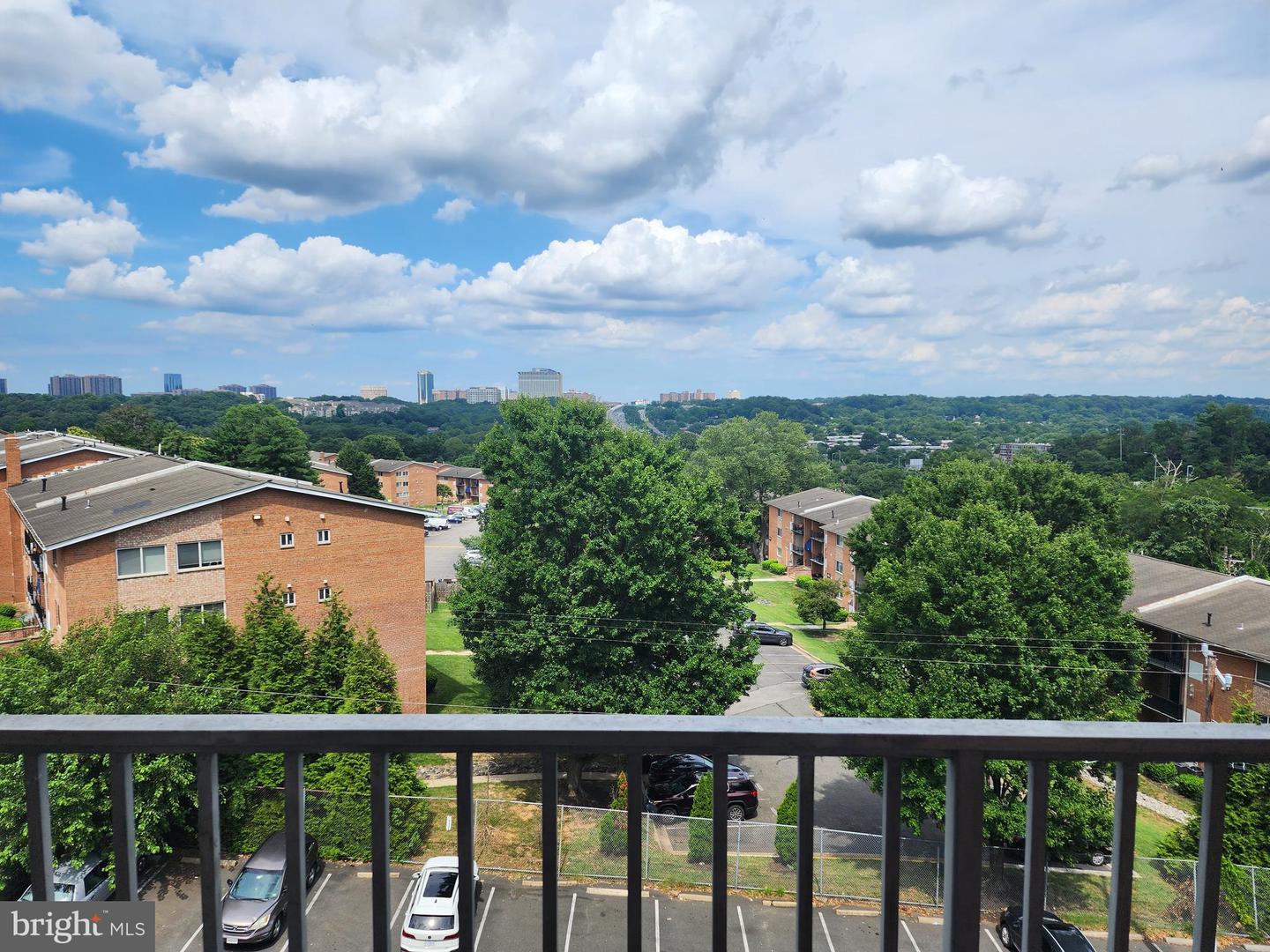 431 N ARMISTEAD ST #502, ALEXANDRIA, Virginia 22312, 2 Bedrooms Bedrooms, ,1 BathroomBathrooms,Residential,For sale,431 N ARMISTEAD ST #502,VAAX2047898 MLS # VAAX2047898