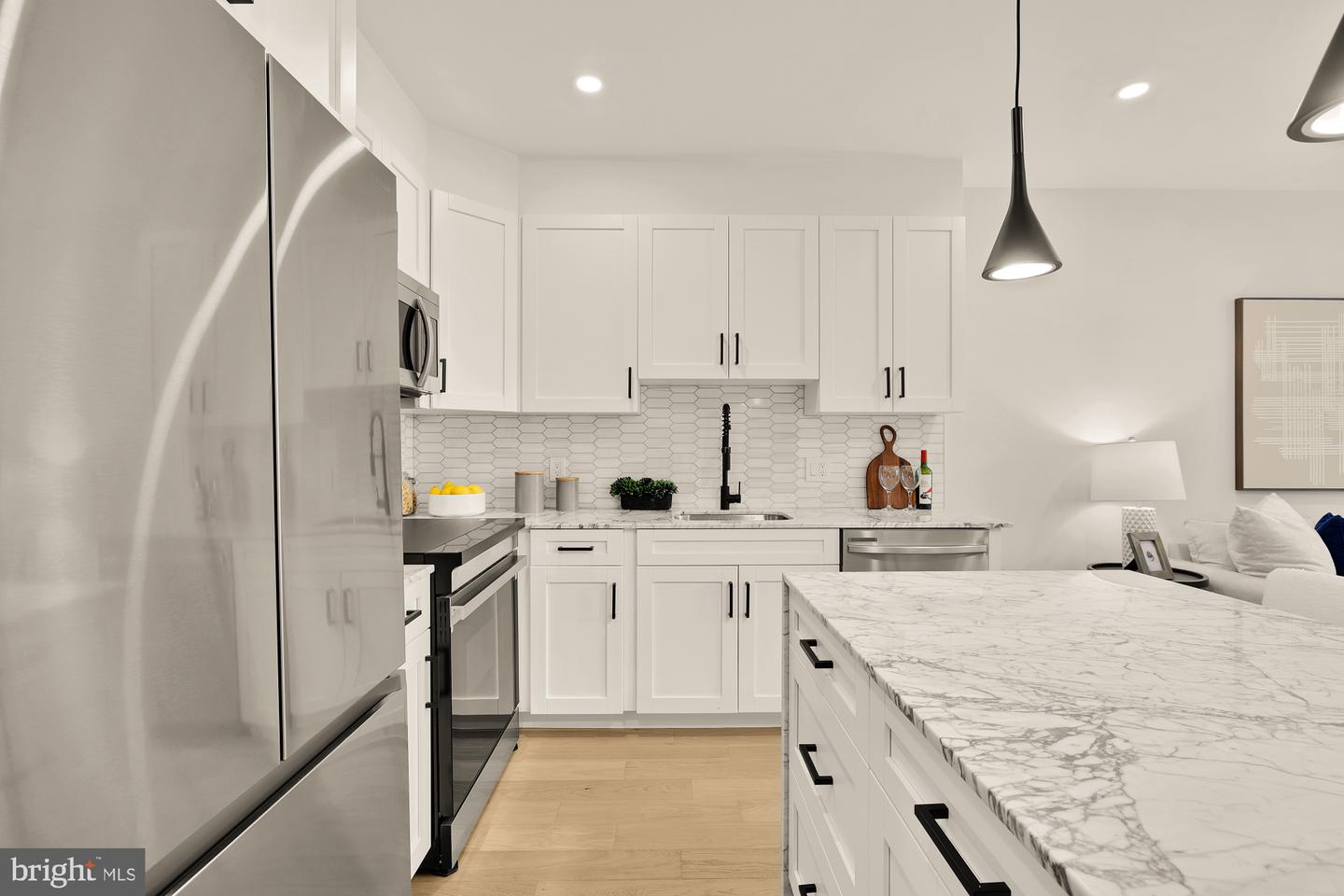 2610 41ST ST NW #3, WASHINGTON, District Of Columbia 20007, 2 Bedrooms Bedrooms, ,2 BathroomsBathrooms,Residential,For sale,2610 41ST ST NW #3,DCDC2212274 MLS # DCDC2212274