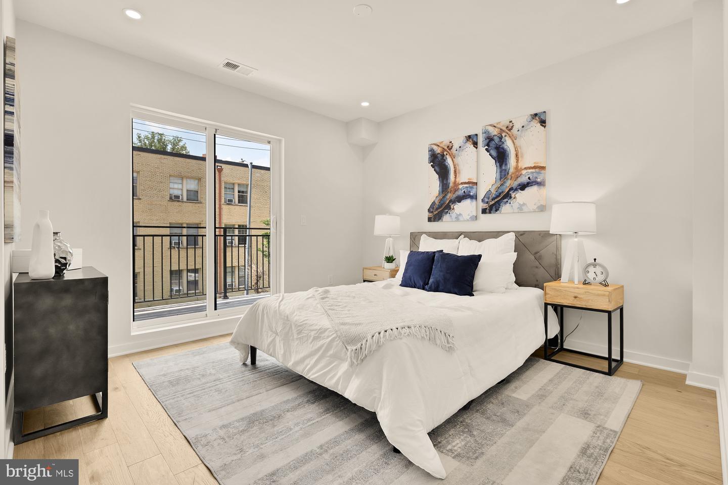 2610 41ST ST NW #3, WASHINGTON, District Of Columbia 20007, 2 Bedrooms Bedrooms, ,2 BathroomsBathrooms,Residential,For sale,2610 41ST ST NW #3,DCDC2212274 MLS # DCDC2212274