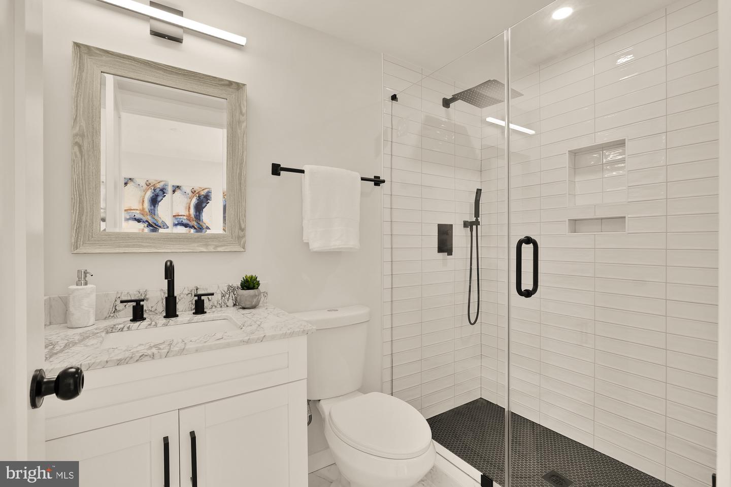 2610 41ST ST NW #3, WASHINGTON, District Of Columbia 20007, 2 Bedrooms Bedrooms, ,2 BathroomsBathrooms,Residential,For sale,2610 41ST ST NW #3,DCDC2212274 MLS # DCDC2212274