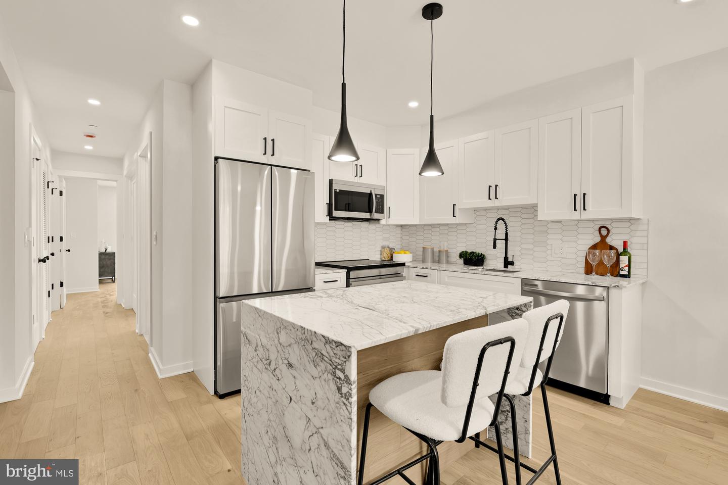 2610 41ST ST NW #3, WASHINGTON, District Of Columbia 20007, 2 Bedrooms Bedrooms, ,2 BathroomsBathrooms,Residential,For sale,2610 41ST ST NW #3,DCDC2212274 MLS # DCDC2212274