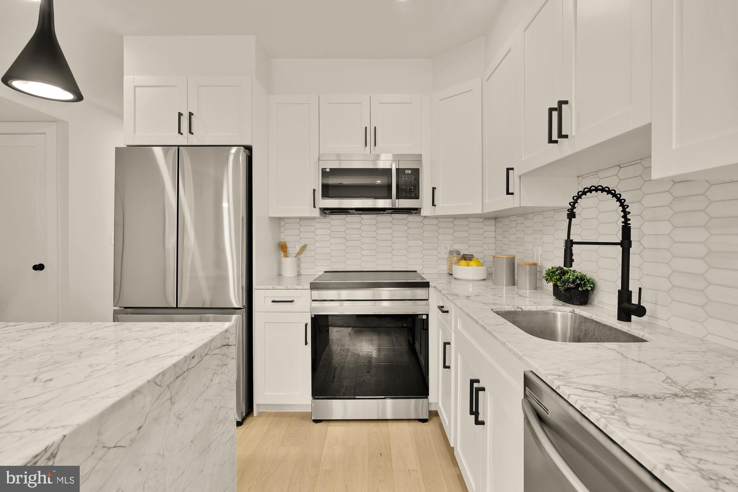 2610 41ST ST NW #3, WASHINGTON, District Of Columbia 20007, 2 Bedrooms Bedrooms, ,2 BathroomsBathrooms,Residential,For sale,2610 41ST ST NW #3,DCDC2212274 MLS # DCDC2212274