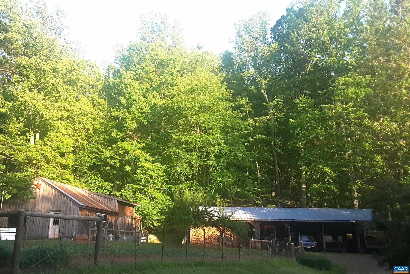 1950 LOCUST HOLLOW RD, CHARLOTTESVILLE, Virginia 22903, 3 Bedrooms Bedrooms, ,2 BathroomsBathrooms,Residential,For sale,1950 LOCUST HOLLOW RD,667156 MLS # 667156