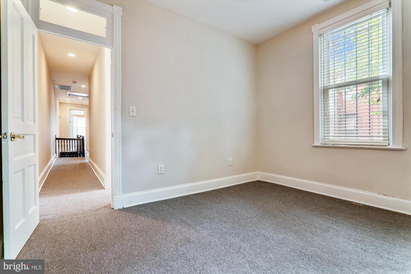 221 M ST NW, WASHINGTON, District Of Columbia 20001, 5 Bedrooms Bedrooms, ,3 BathroomsBathrooms,Residential,For sale,221 M ST NW,DCDC2212282 MLS # DCDC2212282