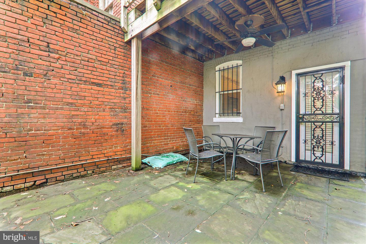 221 M ST NW, WASHINGTON, District Of Columbia 20001, 5 Bedrooms Bedrooms, ,3 BathroomsBathrooms,Residential,For sale,221 M ST NW,DCDC2212282 MLS # DCDC2212282
