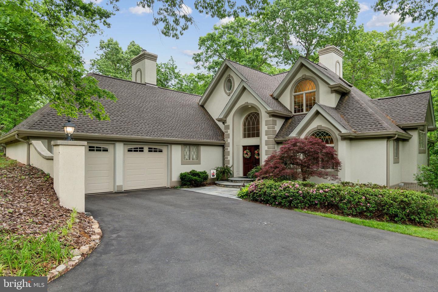 9409 WINDY HILL DR, NOKESVILLE, Virginia 20181, 4 Bedrooms Bedrooms, ,3 BathroomsBathrooms,Residential,For sale,9409 WINDY HILL DR,VAPW2100106 MLS # VAPW2100106