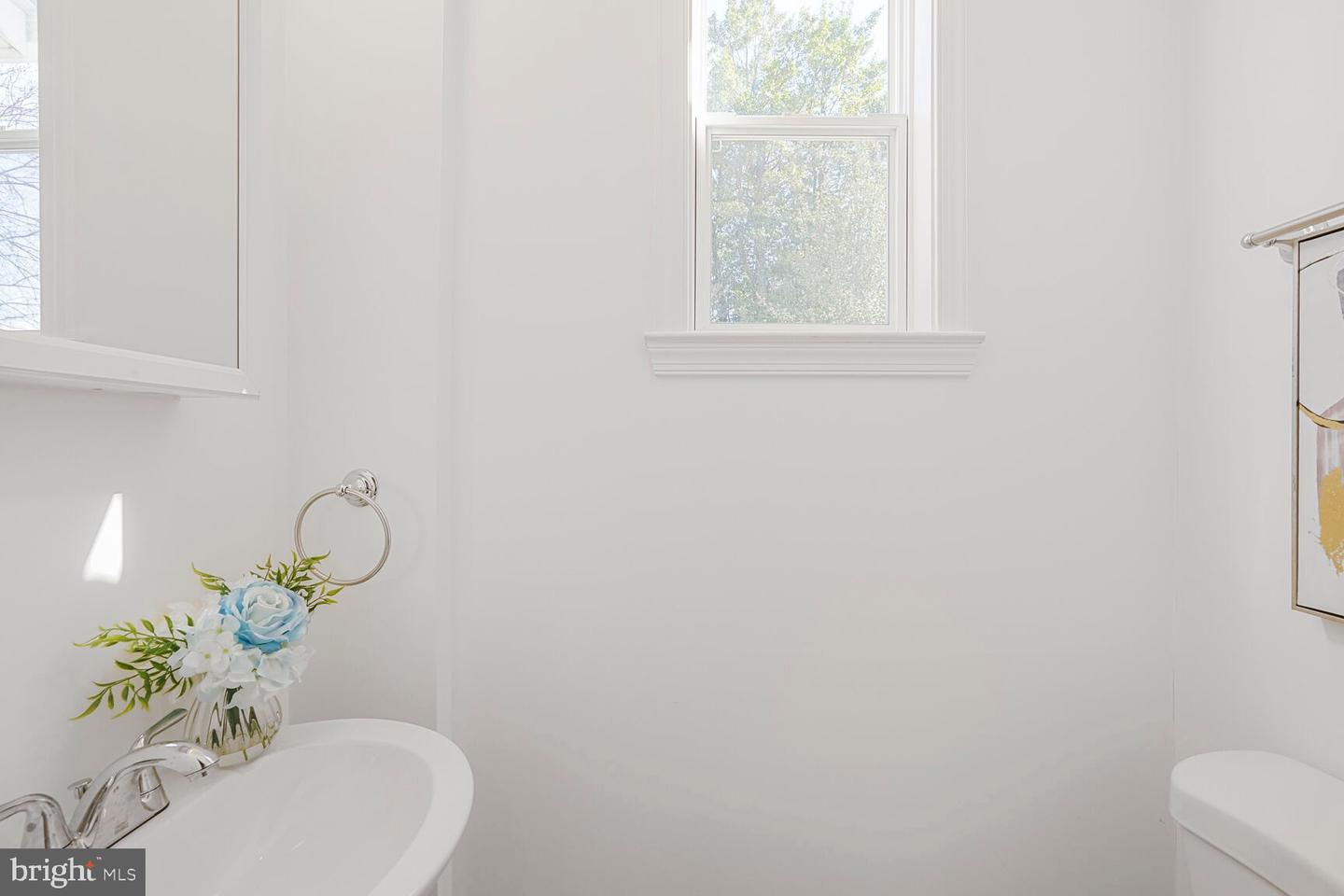 6278 WILLS ST, ALEXANDRIA, Virginia 22310, 4 Bedrooms Bedrooms, 8 Rooms Rooms,3 BathroomsBathrooms,Residential,For sale,6278 WILLS ST,VAFX2257780 MLS # VAFX2257780