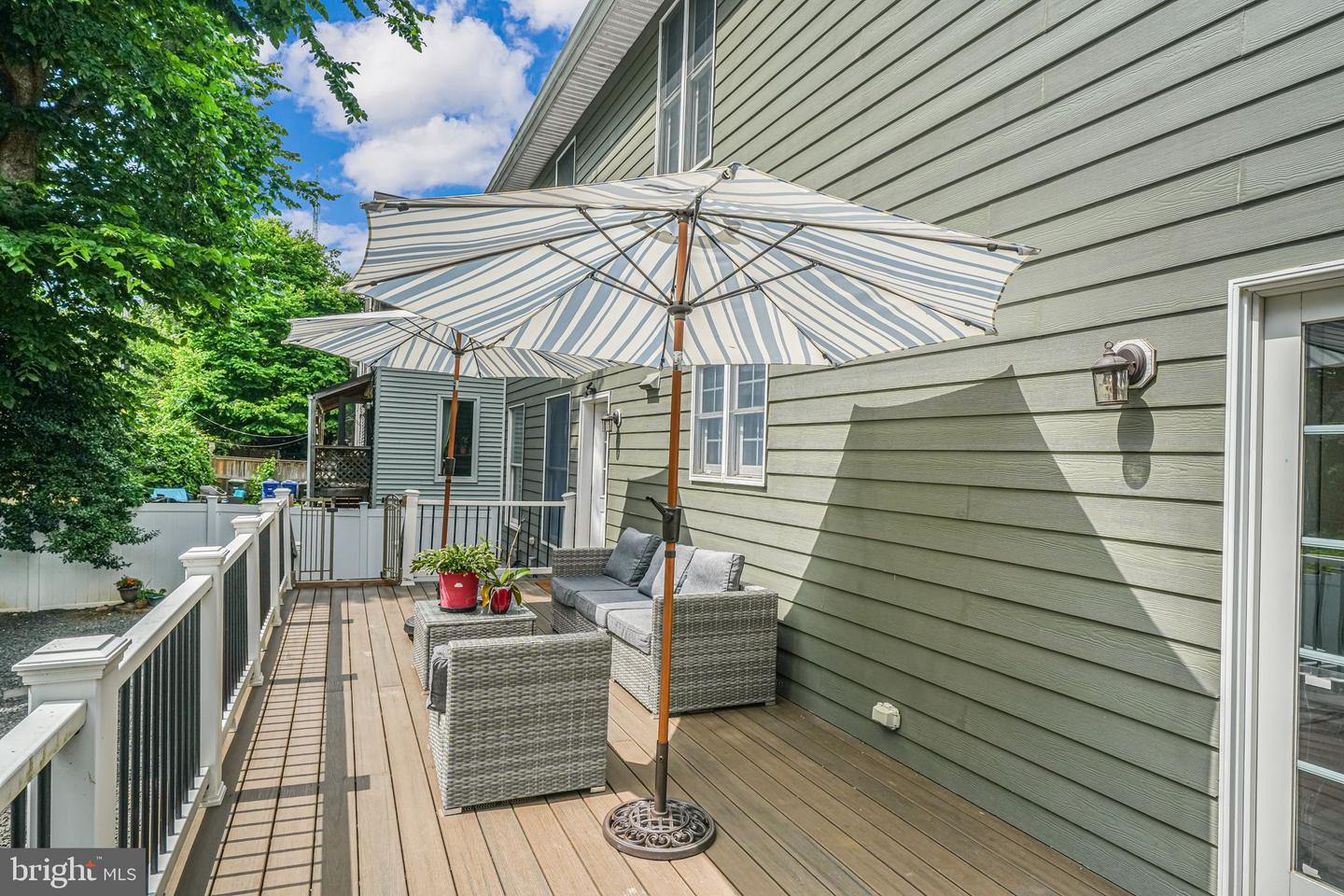 1620 N GEORGE MASON DR, ARLINGTON, Virginia 22205, 4 Bedrooms Bedrooms, ,4 BathroomsBathrooms,Residential,For sale,1620 N GEORGE MASON DR,VAAR2061442 MLS # VAAR2061442