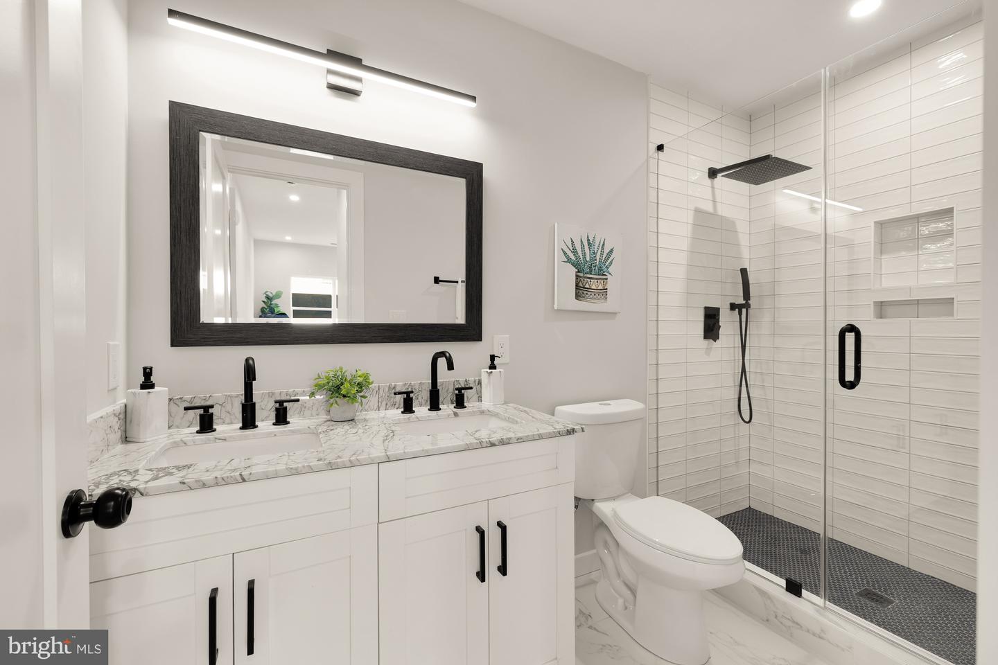 2610 41ST ST NW #2, WASHINGTON, District Of Columbia 20007, 2 Bedrooms Bedrooms, ,2 BathroomsBathrooms,Residential,For sale,2610 41ST ST NW #2,DCDC2212286 MLS # DCDC2212286