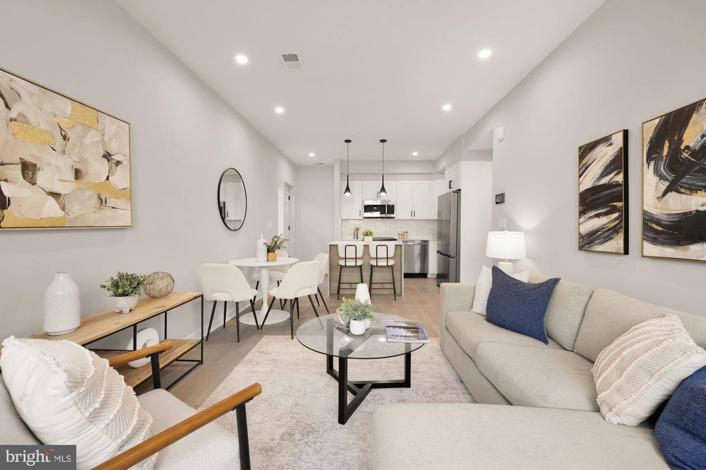 2610 41ST ST NW #2, WASHINGTON, District Of Columbia 20007, 2 Bedrooms Bedrooms, ,2 BathroomsBathrooms,Residential,For sale,2610 41ST ST NW #2,DCDC2212286 MLS # DCDC2212286