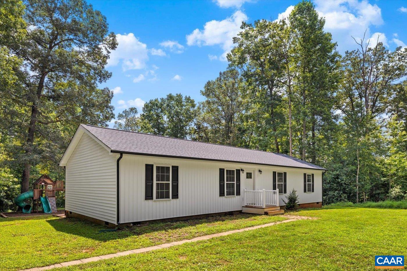 577 BILLY B RD, LOUISA, Virginia 23093, 3 Bedrooms Bedrooms, ,2 BathroomsBathrooms,Residential,For sale,577 BILLY B RD,667158 MLS # 667158