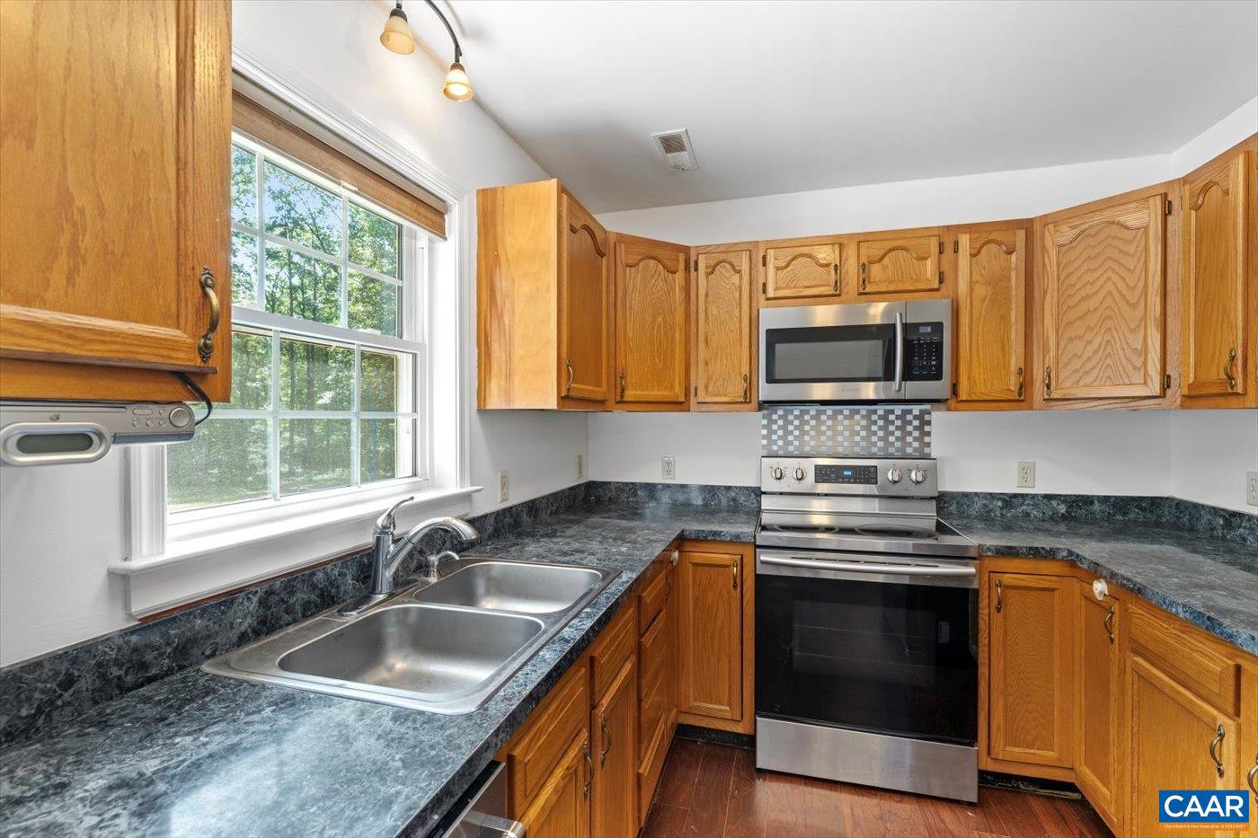 577 BILLY B RD, LOUISA, Virginia 23093, 3 Bedrooms Bedrooms, ,2 BathroomsBathrooms,Residential,For sale,577 BILLY B RD,667158 MLS # 667158