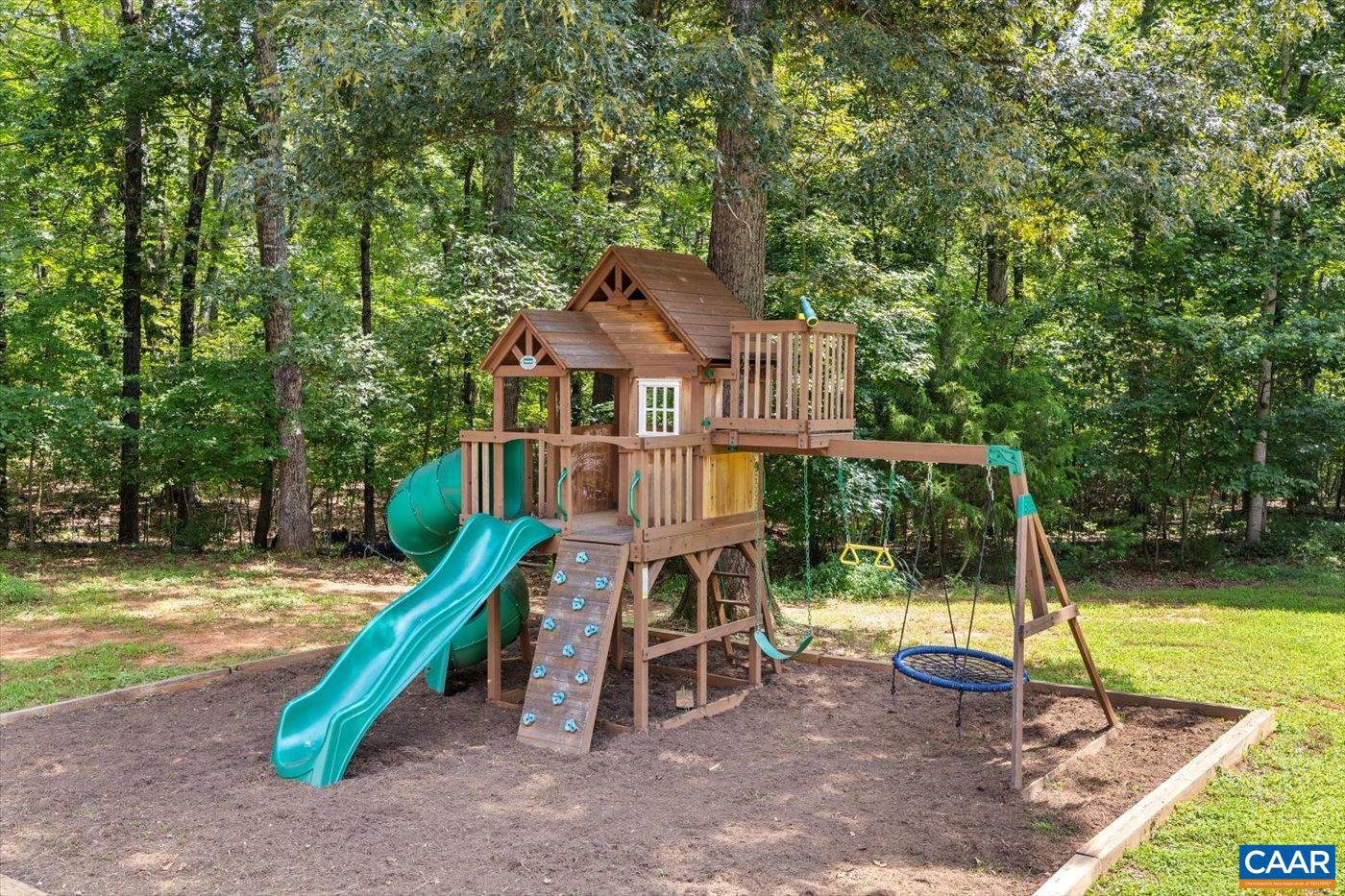 577 BILLY B RD, LOUISA, Virginia 23093, 3 Bedrooms Bedrooms, ,2 BathroomsBathrooms,Residential,For sale,577 BILLY B RD,667158 MLS # 667158
