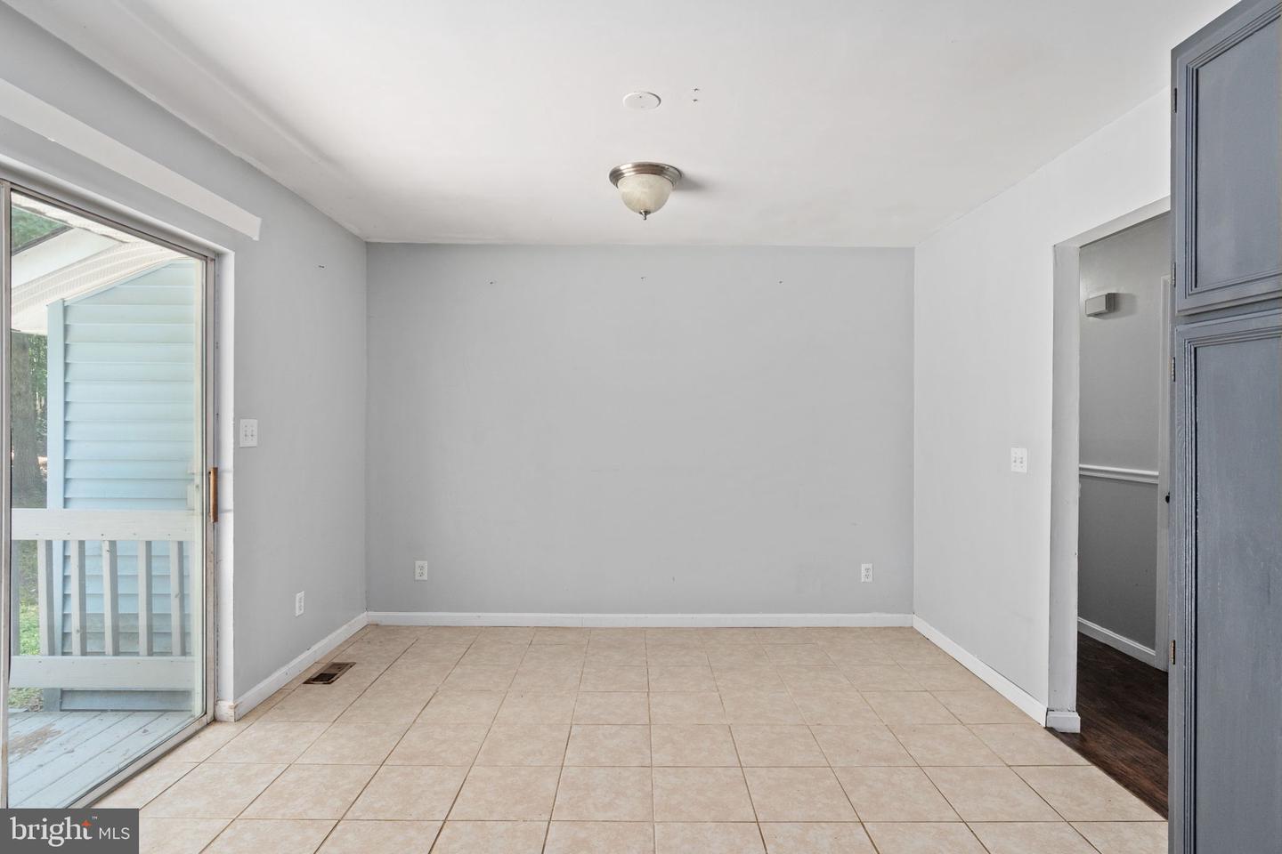 4 POSTERITY CV, RUTHER GLEN, Virginia 22546, 3 Bedrooms Bedrooms, ,2 BathroomsBathrooms,Residential,For sale,4 POSTERITY CV,VACV2008568 MLS # VACV2008568