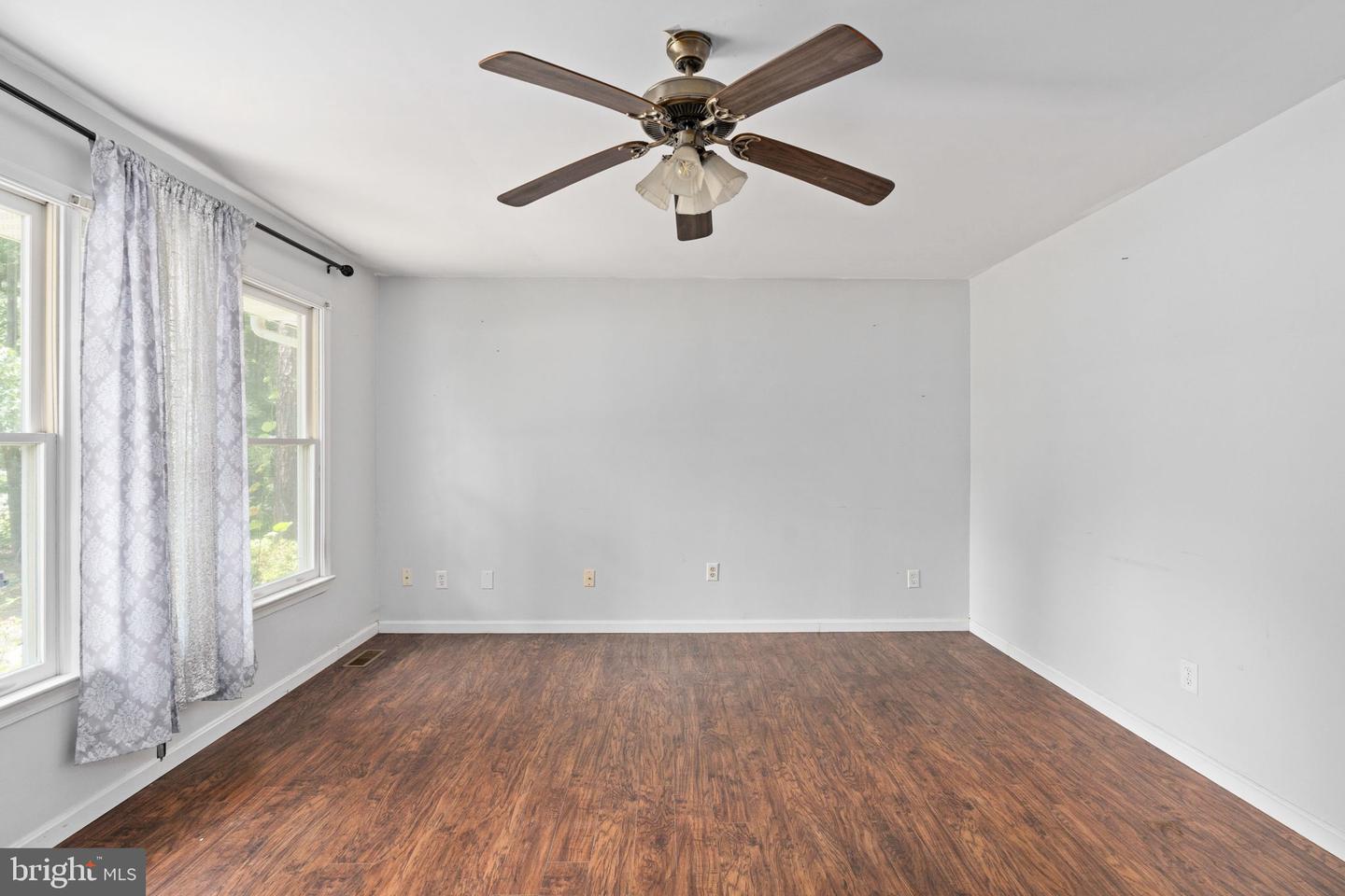 4 POSTERITY CV, RUTHER GLEN, Virginia 22546, 3 Bedrooms Bedrooms, ,2 BathroomsBathrooms,Residential,For sale,4 POSTERITY CV,VACV2008568 MLS # VACV2008568