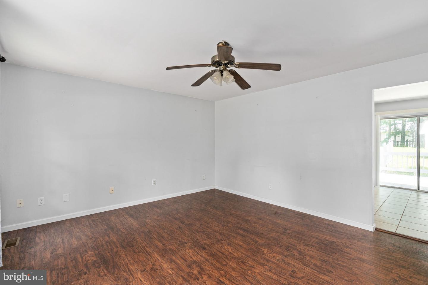 4 POSTERITY CV, RUTHER GLEN, Virginia 22546, 3 Bedrooms Bedrooms, ,2 BathroomsBathrooms,Residential,For sale,4 POSTERITY CV,VACV2008568 MLS # VACV2008568
