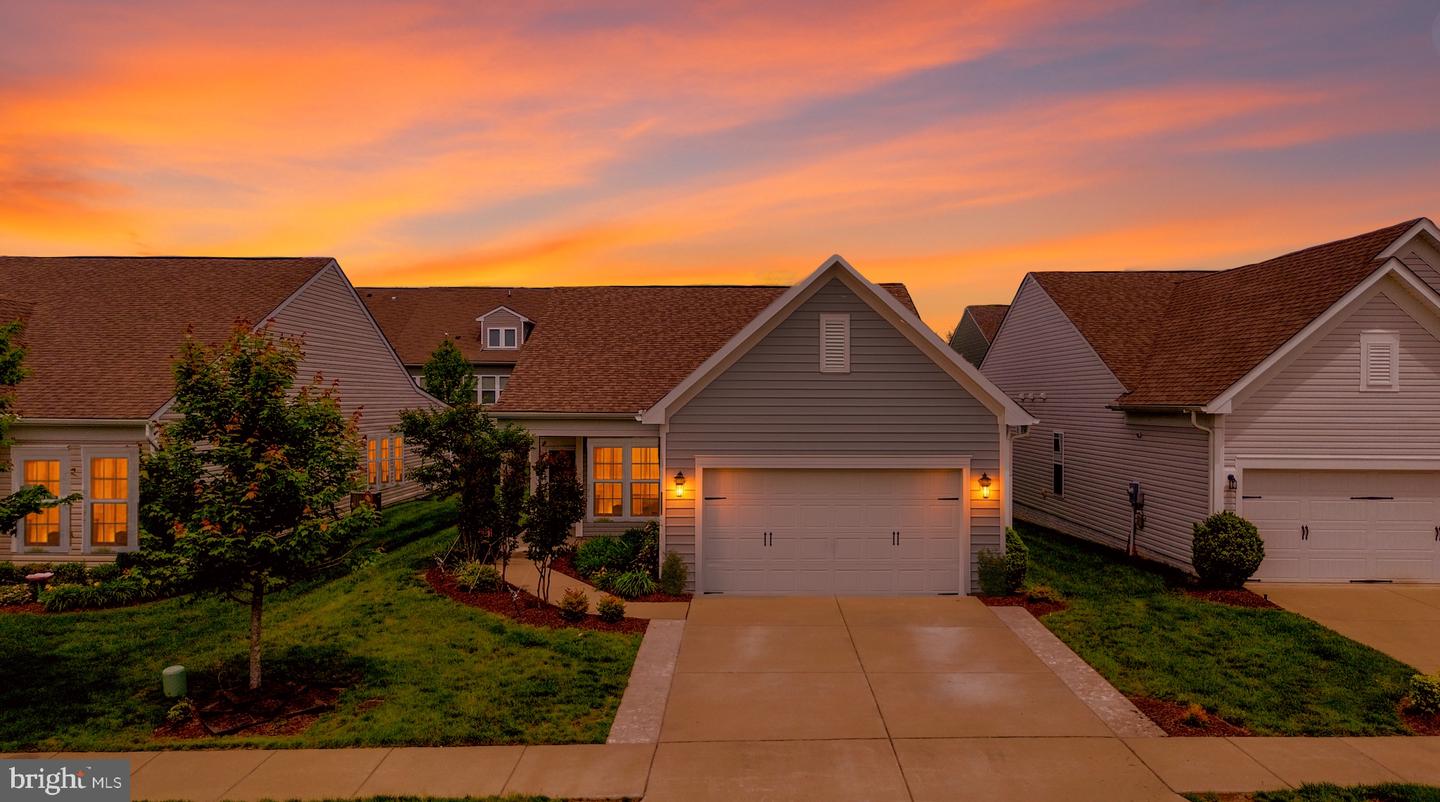 14 PENSACOLA ST, FREDERICKSBURG, Virginia 22406, 2 Bedrooms Bedrooms, ,2 BathroomsBathrooms,Residential,For sale,14 PENSACOLA ST,VAST2041170 MLS # VAST2041170