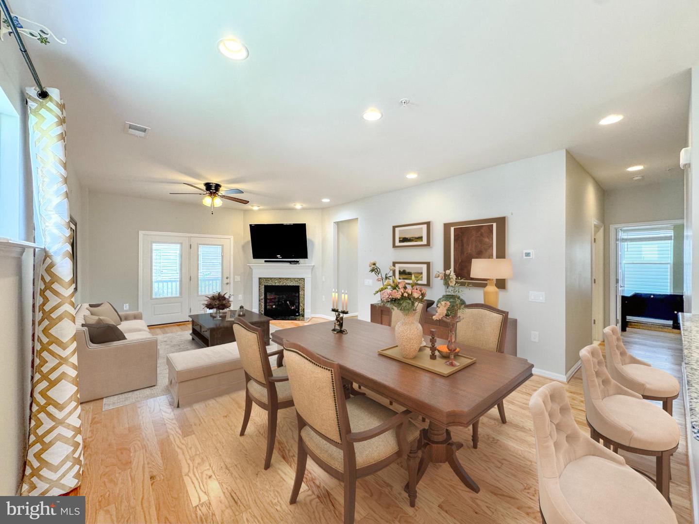 14 PENSACOLA ST, FREDERICKSBURG, Virginia 22406, 2 Bedrooms Bedrooms, ,2 BathroomsBathrooms,Residential,For sale,14 PENSACOLA ST,VAST2041170 MLS # VAST2041170