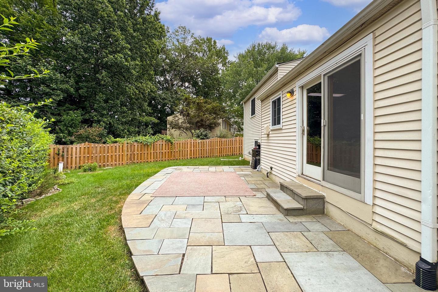 9813 BRIGHTLEA DR, VIENNA, Virginia 22181, 3 Bedrooms Bedrooms, ,2 BathroomsBathrooms,Residential,For sale,9813 BRIGHTLEA DR,VAFX2232246 MLS # VAFX2232246