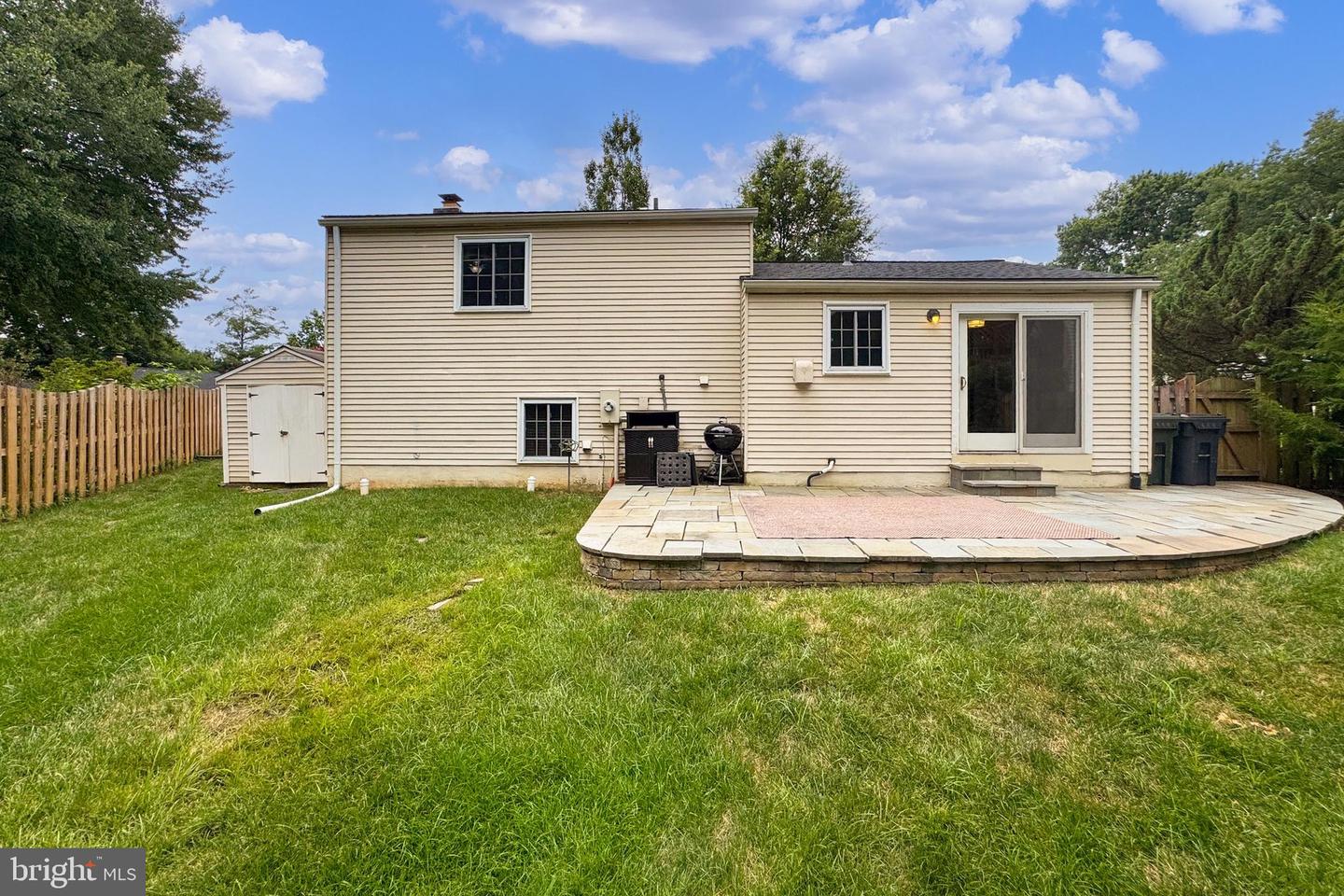 9813 BRIGHTLEA DR, VIENNA, Virginia 22181, 3 Bedrooms Bedrooms, ,2 BathroomsBathrooms,Residential,For sale,9813 BRIGHTLEA DR,VAFX2232246 MLS # VAFX2232246