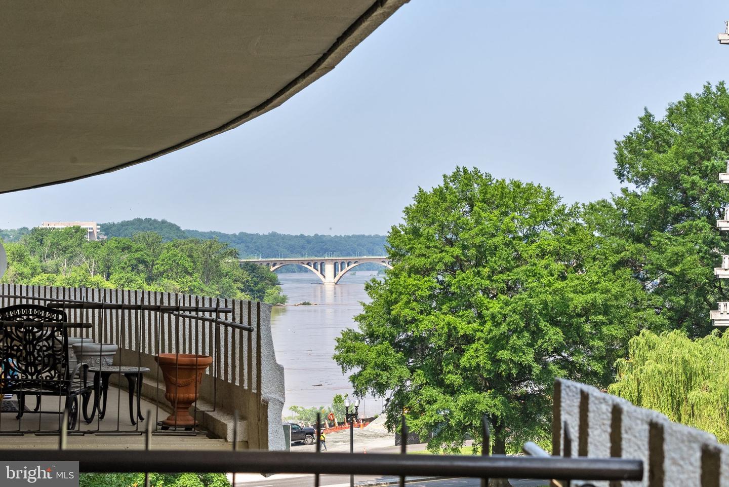 700 NEW HAMPSHIRE AVE NW #510, WASHINGTON, District Of Columbia 20037, 2 Bedrooms Bedrooms, ,2 BathroomsBathrooms,Residential,For sale,700 NEW HAMPSHIRE AVE NW #510,DCDC2197662 MLS # DCDC2197662