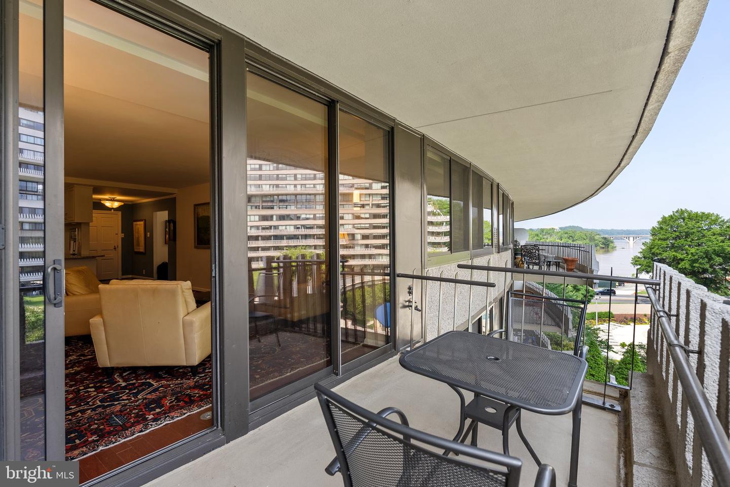 700 NEW HAMPSHIRE AVE NW #510, WASHINGTON, District Of Columbia 20037, 2 Bedrooms Bedrooms, ,2 BathroomsBathrooms,Residential,For sale,700 NEW HAMPSHIRE AVE NW #510,DCDC2197662 MLS # DCDC2197662 700 NEW HAMPSHIRE AVE NW #510, WASHINGTON, District Of Columbia 20037, 2 Bedrooms Bedrooms, ,2 BathroomsBathrooms,Residential,For sale,700 NEW HAMPSHIRE AVE NW #510,DCDC2197662 MLS # DCDC2197662