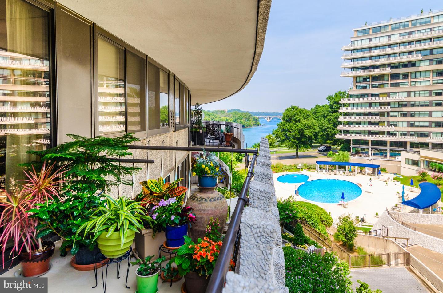 700 NEW HAMPSHIRE AVE NW #510, WASHINGTON, District Of Columbia 20037, 2 Bedrooms Bedrooms, ,2 BathroomsBathrooms,Residential,For sale,700 NEW HAMPSHIRE AVE NW #510,DCDC2197662 MLS # DCDC2197662 700 NEW HAMPSHIRE AVE NW #510, WASHINGTON, District Of Columbia 20037, 2 Bedrooms Bedrooms, ,2 BathroomsBathrooms,Residential,For sale,700 NEW HAMPSHIRE AVE NW #510,DCDC2197662 MLS # DCDC2197662