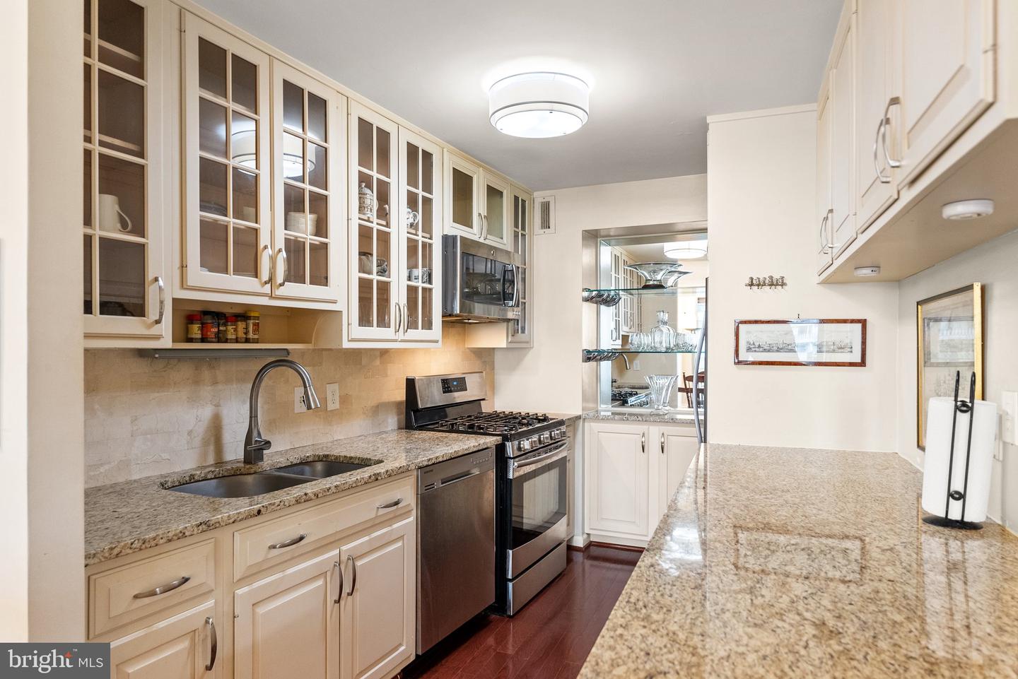 700 NEW HAMPSHIRE AVE NW #510, WASHINGTON, District Of Columbia 20037, 2 Bedrooms Bedrooms, ,2 BathroomsBathrooms,Residential,For sale,700 NEW HAMPSHIRE AVE NW #510,DCDC2197662 MLS # DCDC2197662 700 NEW HAMPSHIRE AVE NW #510, WASHINGTON, District Of Columbia 20037, 2 Bedrooms Bedrooms, ,2 BathroomsBathrooms,Residential,For sale,700 NEW HAMPSHIRE AVE NW #510,DCDC2197662 MLS # DCDC2197662
