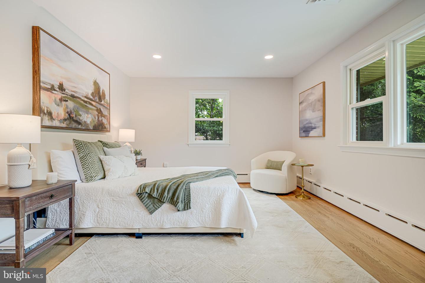 2566 MILITARY RD, ARLINGTON, Virginia 22207, 4 Bedrooms Bedrooms, ,3 BathroomsBathrooms,Residential,For sale,2566 MILITARY RD,VAAR2057968 MLS # VAAR2057968