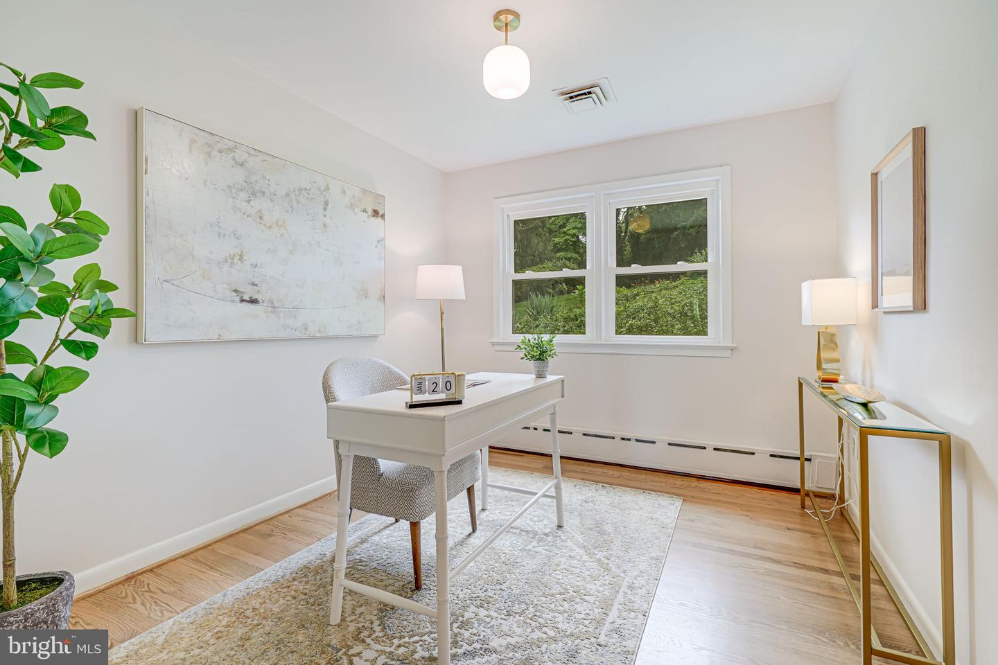 2566 MILITARY RD, ARLINGTON, Virginia 22207, 4 Bedrooms Bedrooms, ,3 BathroomsBathrooms,Residential,For sale,2566 MILITARY RD,VAAR2057968 MLS # VAAR2057968