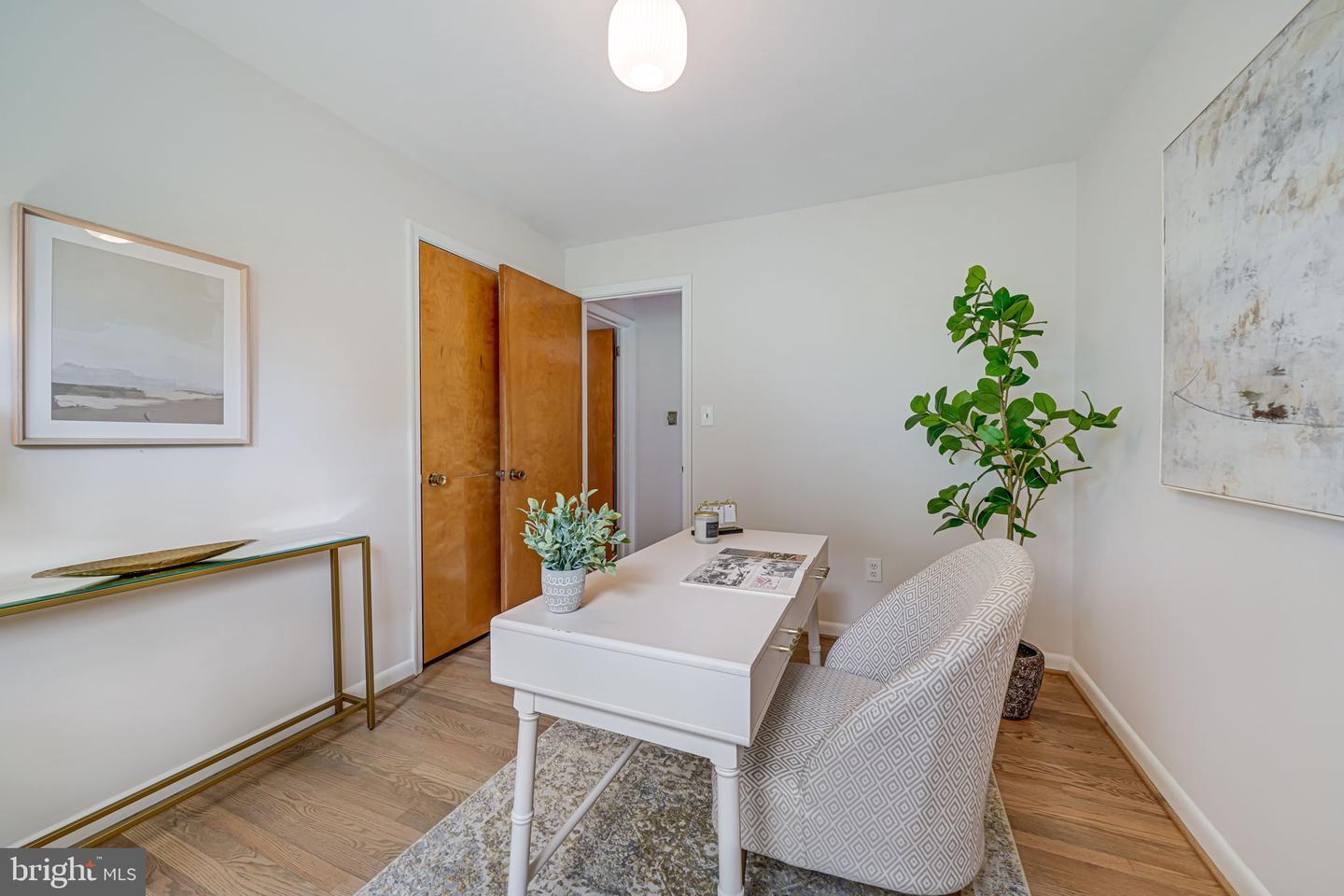 2566 MILITARY RD, ARLINGTON, Virginia 22207, 4 Bedrooms Bedrooms, ,3 BathroomsBathrooms,Residential,For sale,2566 MILITARY RD,VAAR2057968 MLS # VAAR2057968