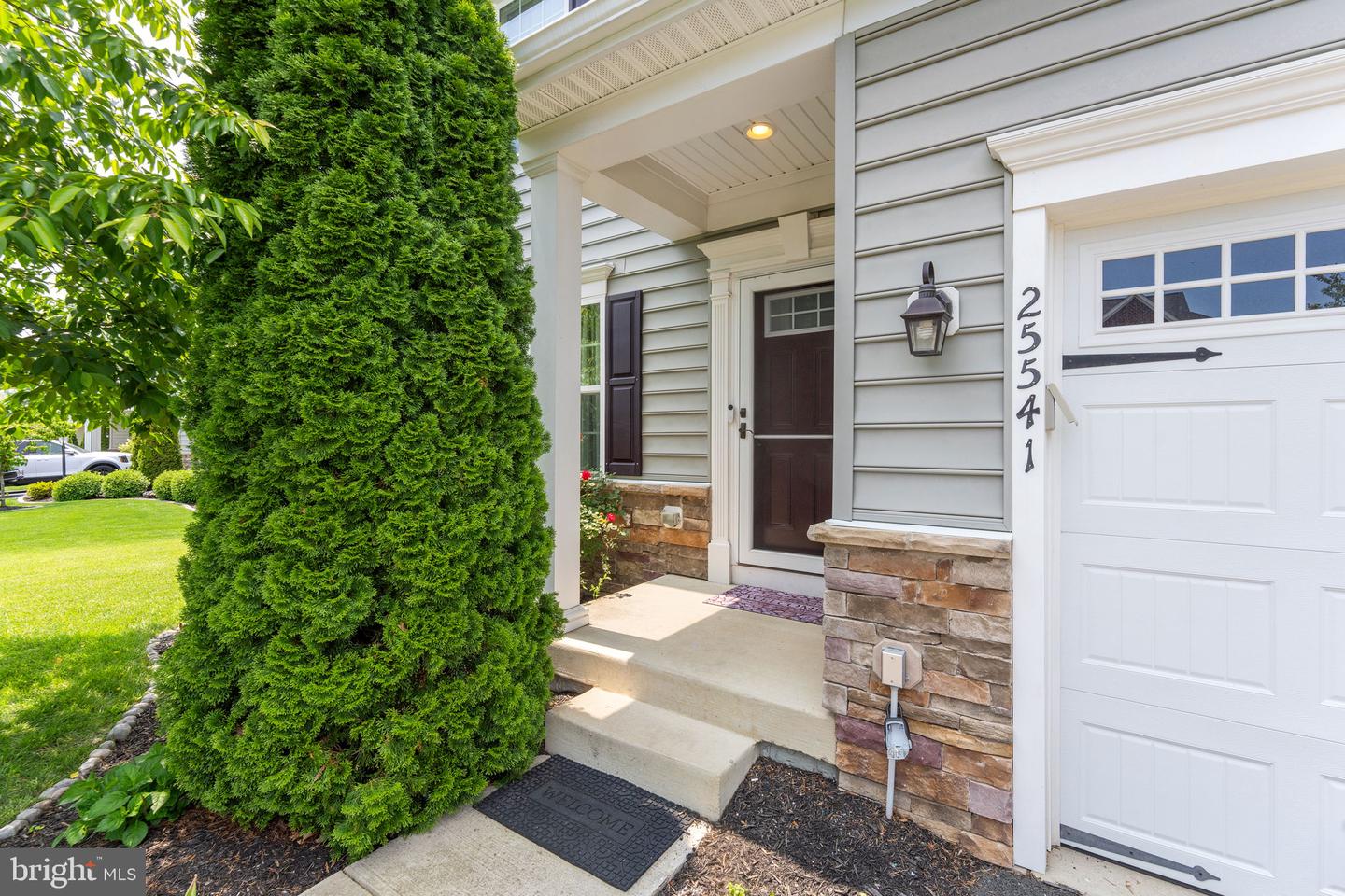 25541 EMERSON OAKS DR, ALDIE, Virginia 20105, 4 Bedrooms Bedrooms, ,2 BathroomsBathrooms,Residential,For sale,25541 EMERSON OAKS DR,VALO2097990 MLS # VALO2097990
