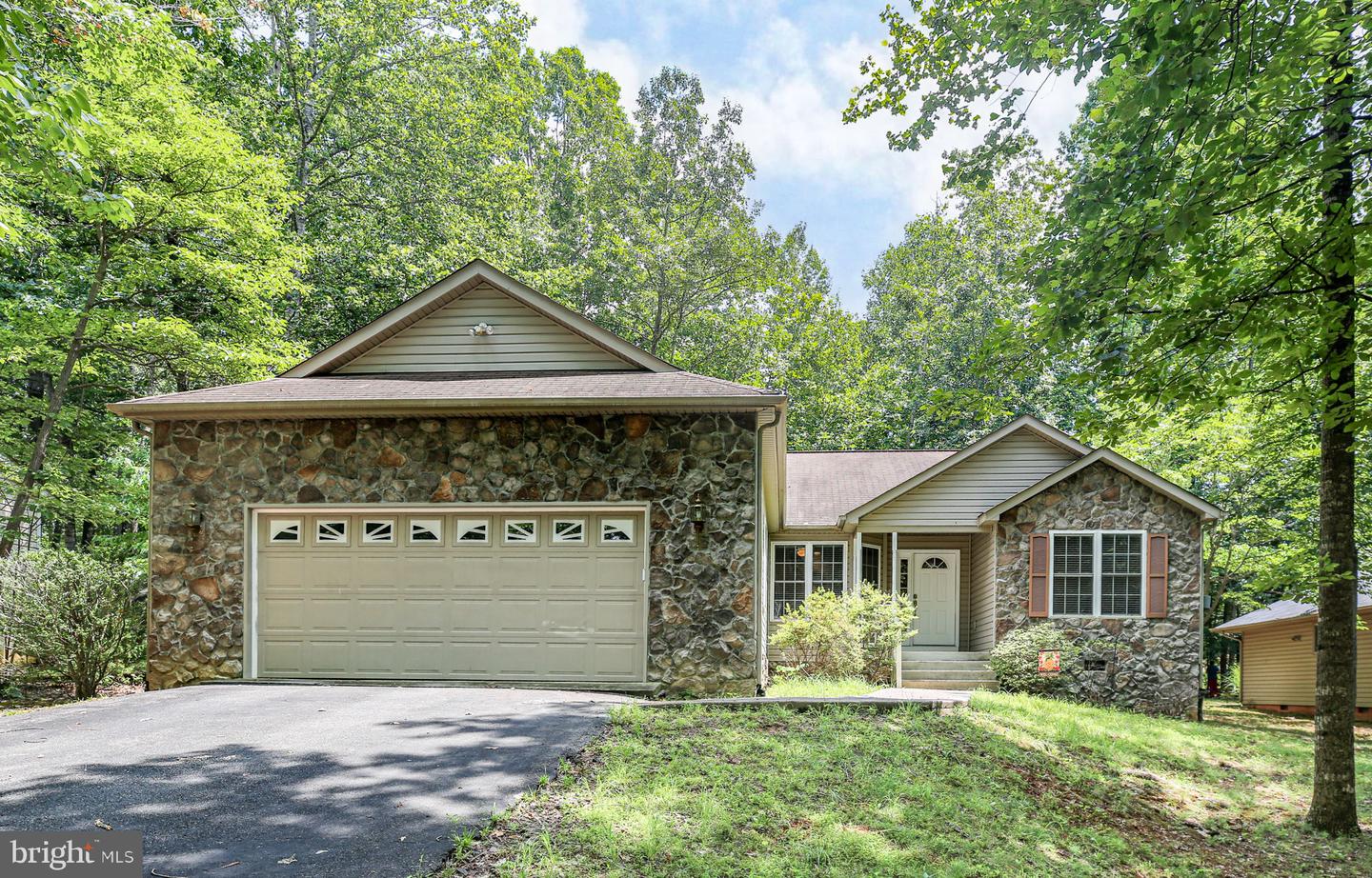 219 WASHINGTON ST, LOCUST GROVE, Virginia 22508, 3 Bedrooms Bedrooms, ,2 BathroomsBathrooms,Residential,For sale,219 WASHINGTON ST,VAOR2009892 MLS # VAOR2009892