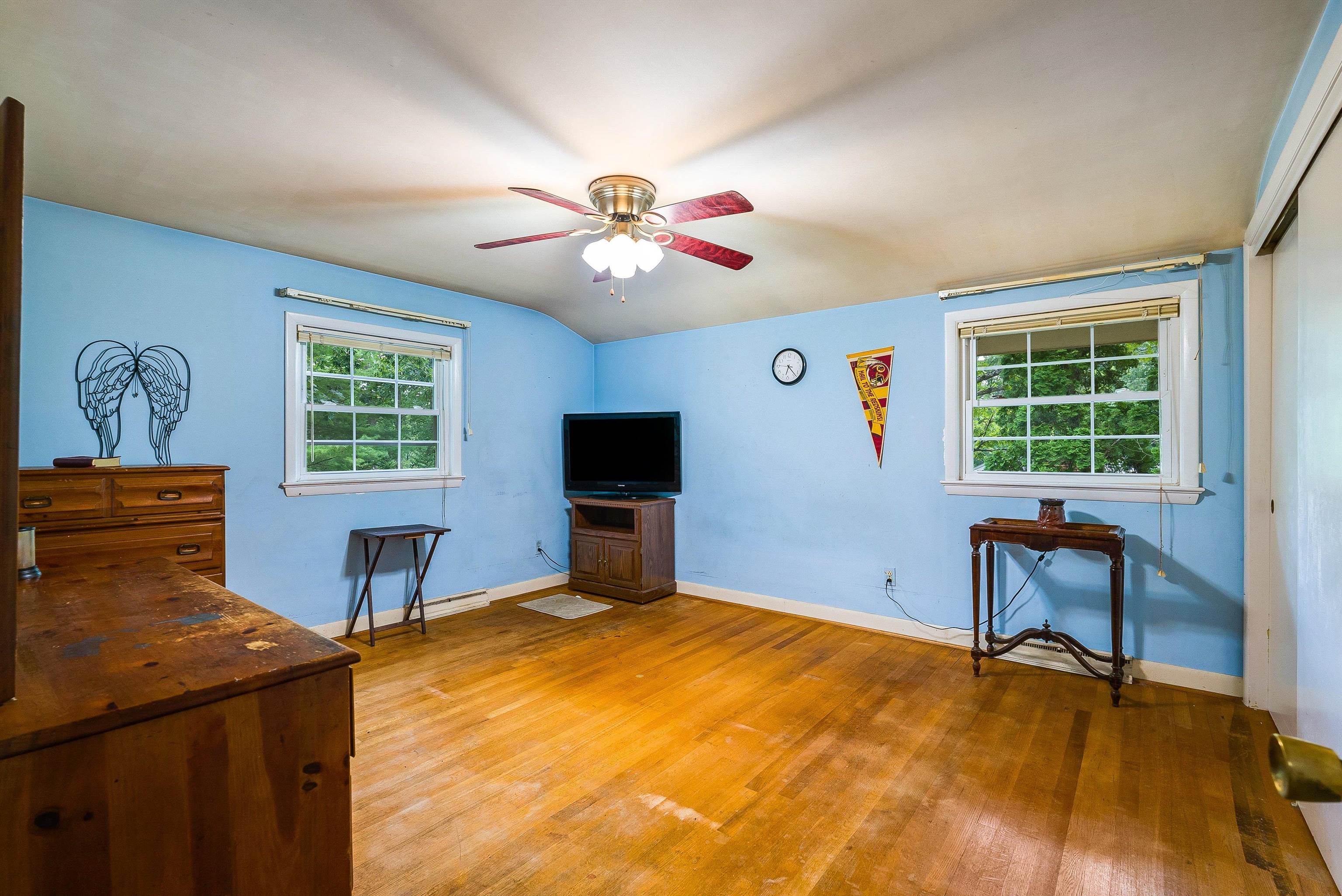 506 ROBIN ST, STAUNTON, Virginia 24401, 4 Bedrooms Bedrooms, ,2 BathroomsBathrooms,Residential,506 ROBIN ST,667162 MLS # 667162
