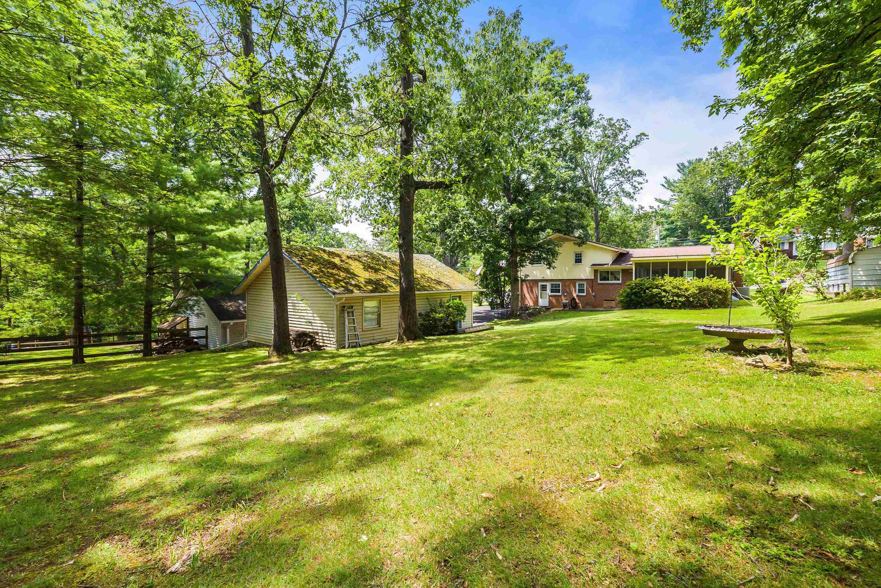 506 ROBIN ST, STAUNTON, Virginia 24401, 4 Bedrooms Bedrooms, ,2 BathroomsBathrooms,Residential,506 ROBIN ST,667162 MLS # 667162