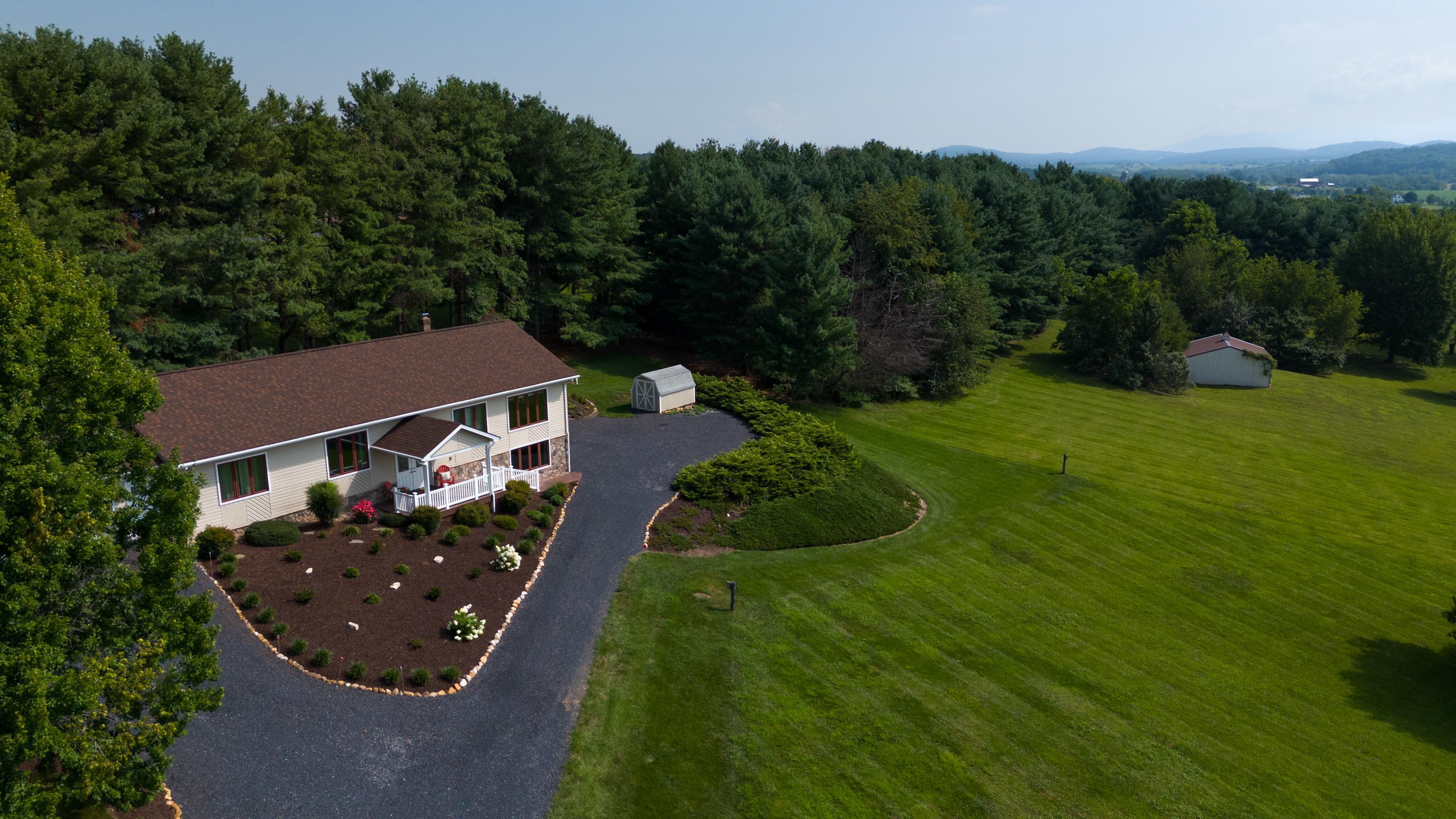 183 SAINT JAMES RD, FISHERSVILLE, Virginia 22939, 3 Bedrooms Bedrooms, ,2 BathroomsBathrooms,Residential,183 SAINT JAMES RD,667165 MLS # 667165