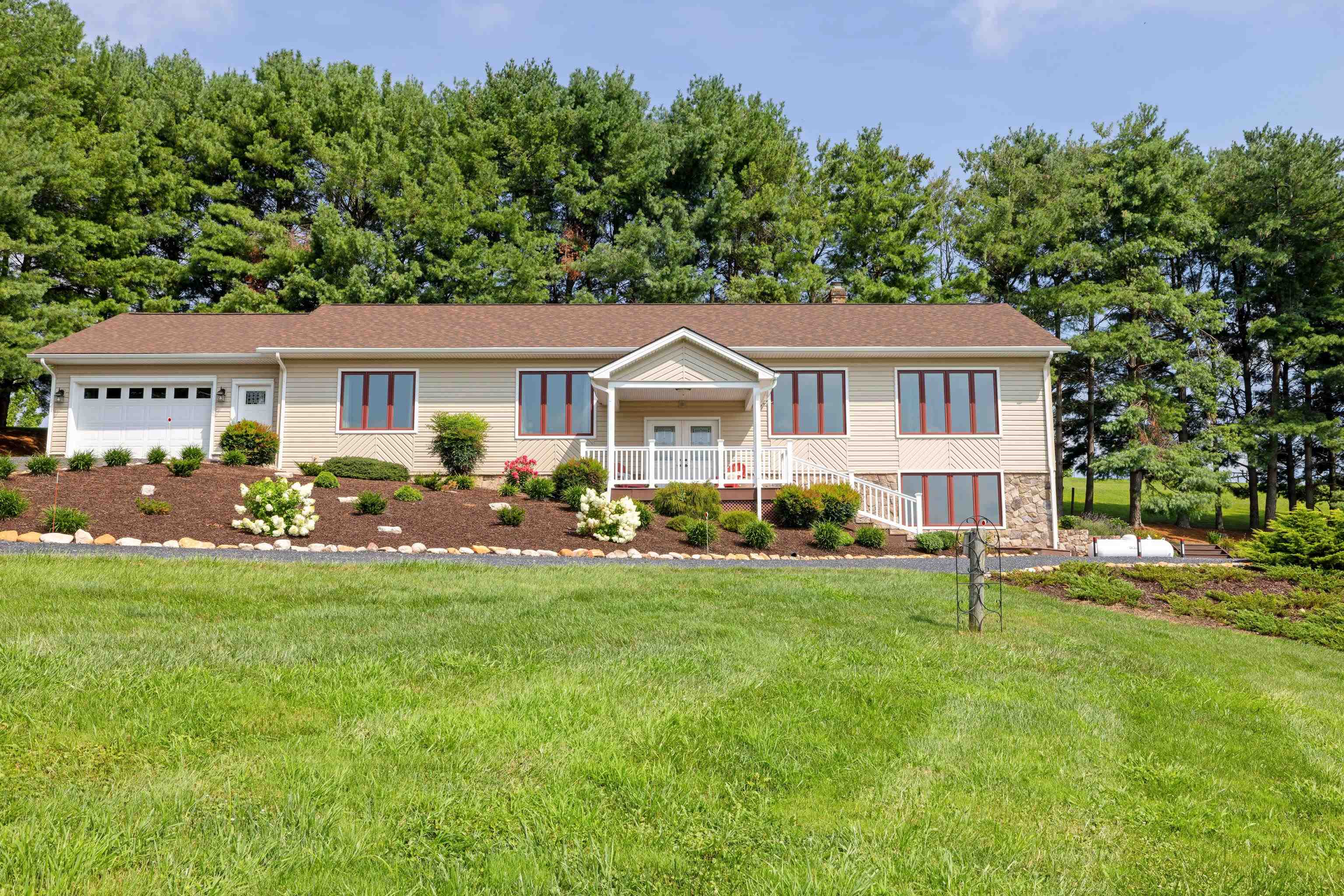 183 SAINT JAMES RD, FISHERSVILLE, Virginia 22939, 3 Bedrooms Bedrooms, ,2 BathroomsBathrooms,Residential,183 SAINT JAMES RD,667165 MLS # 667165