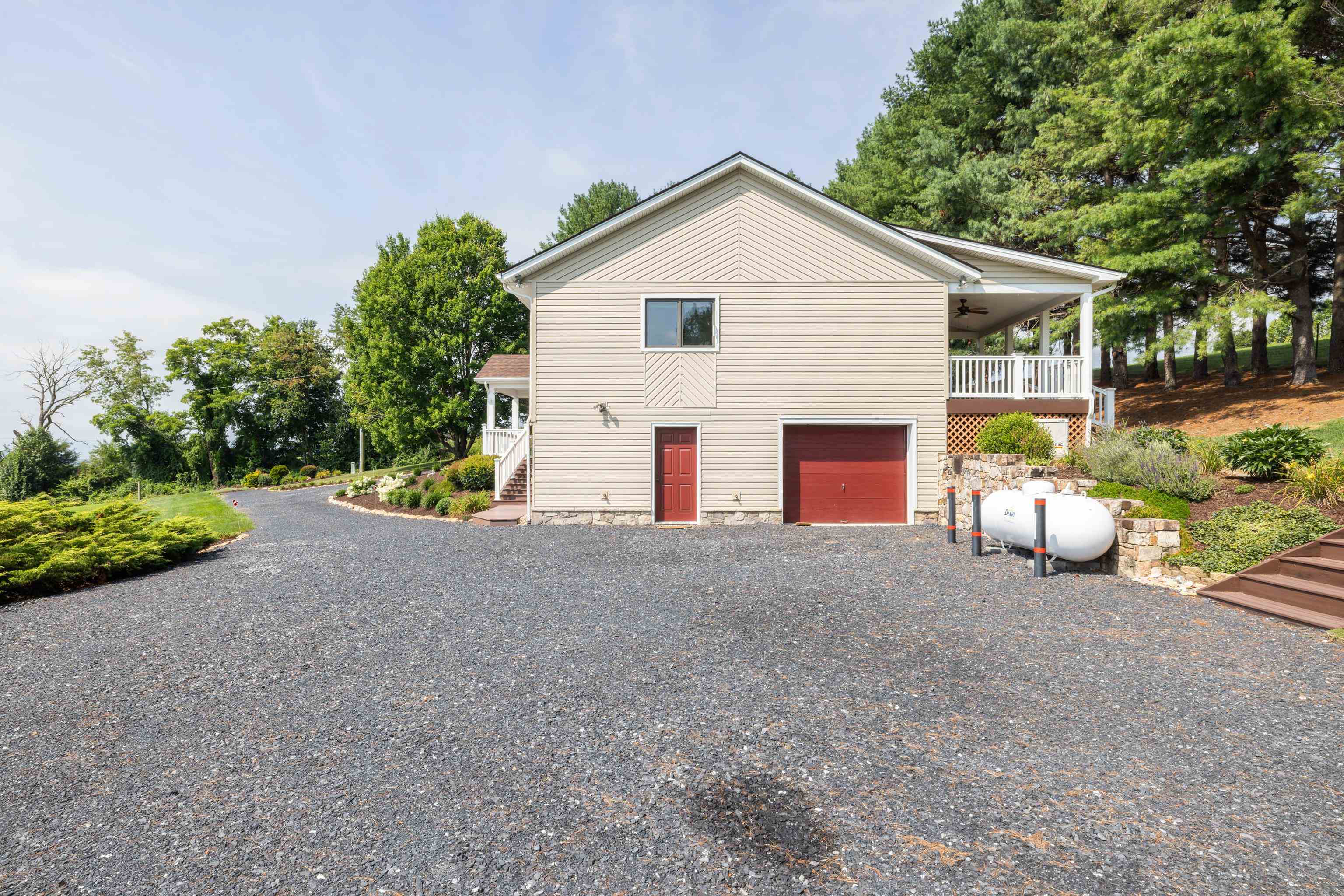 183 SAINT JAMES RD, FISHERSVILLE, Virginia 22939, 3 Bedrooms Bedrooms, ,2 BathroomsBathrooms,Residential,183 SAINT JAMES RD,667165 MLS # 667165