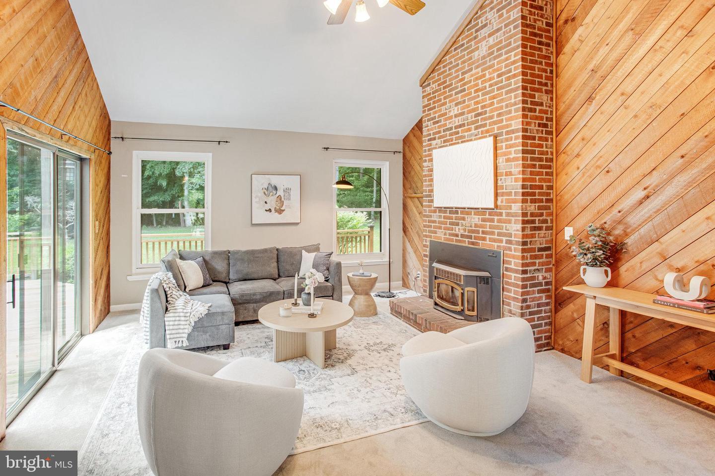44 ROLLINSWOOD LN, STAFFORD, Virginia 22554, 4 Bedrooms Bedrooms, ,3 BathroomsBathrooms,Residential,For sale,44 ROLLINSWOOD LN,VAST2039988 MLS # VAST2039988