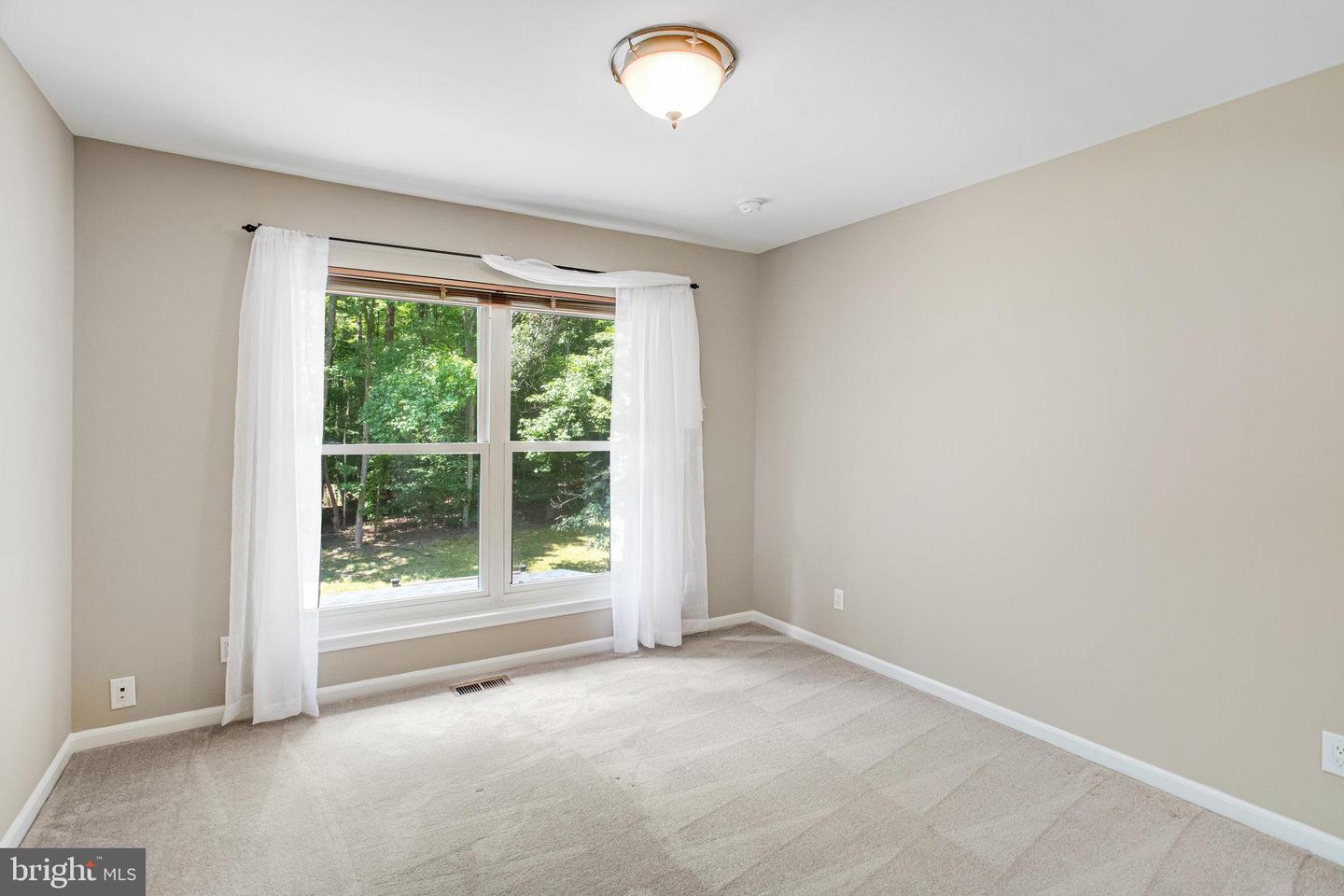 44 ROLLINSWOOD LN, STAFFORD, Virginia 22554, 4 Bedrooms Bedrooms, ,3 BathroomsBathrooms,Residential,For sale,44 ROLLINSWOOD LN,VAST2039988 MLS # VAST2039988