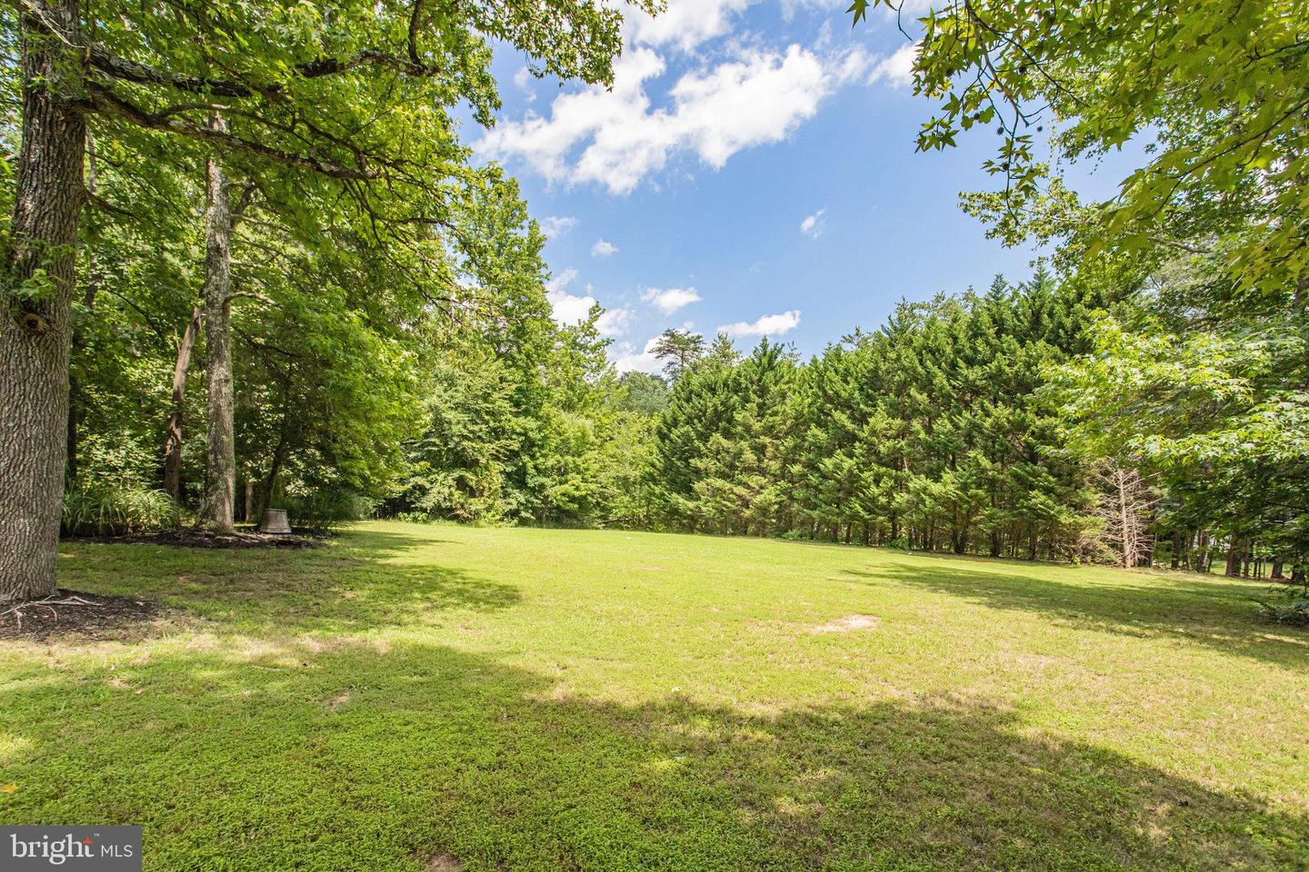 44 ROLLINSWOOD LN, STAFFORD, Virginia 22554, 4 Bedrooms Bedrooms, ,3 BathroomsBathrooms,Residential,For sale,44 ROLLINSWOOD LN,VAST2039988 MLS # VAST2039988