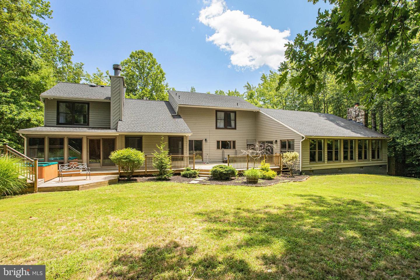 44 ROLLINSWOOD LN, STAFFORD, Virginia 22554, 4 Bedrooms Bedrooms, ,3 BathroomsBathrooms,Residential,For sale,44 ROLLINSWOOD LN,VAST2039988 MLS # VAST2039988