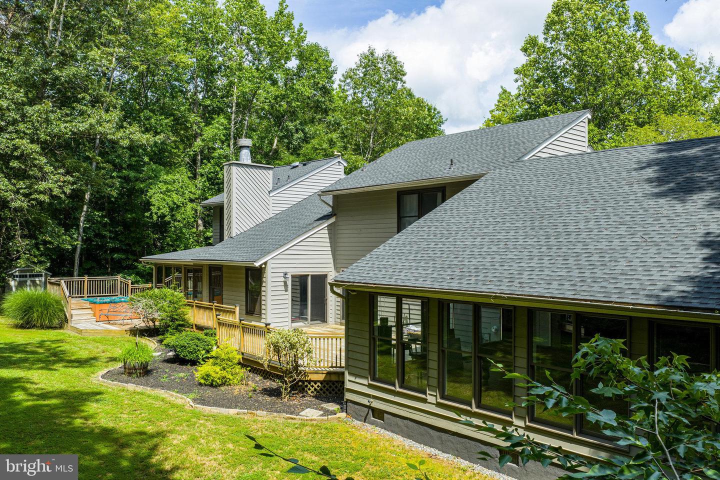 44 ROLLINSWOOD LN, STAFFORD, Virginia 22554, 4 Bedrooms Bedrooms, ,3 BathroomsBathrooms,Residential,For sale,44 ROLLINSWOOD LN,VAST2039988 MLS # VAST2039988